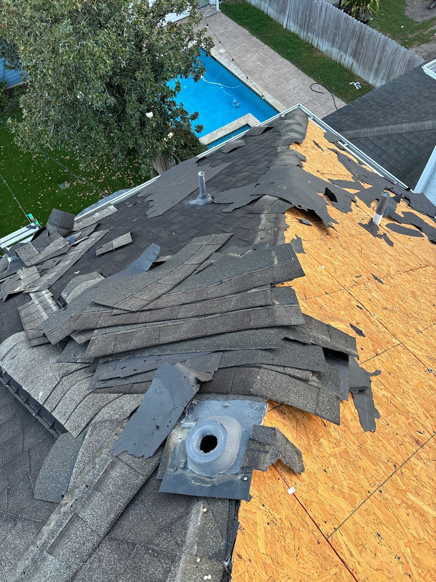 Residential Roofing Installation using Owen's Corning Duration (Lifetime) Shingles by Roof Repair Company
