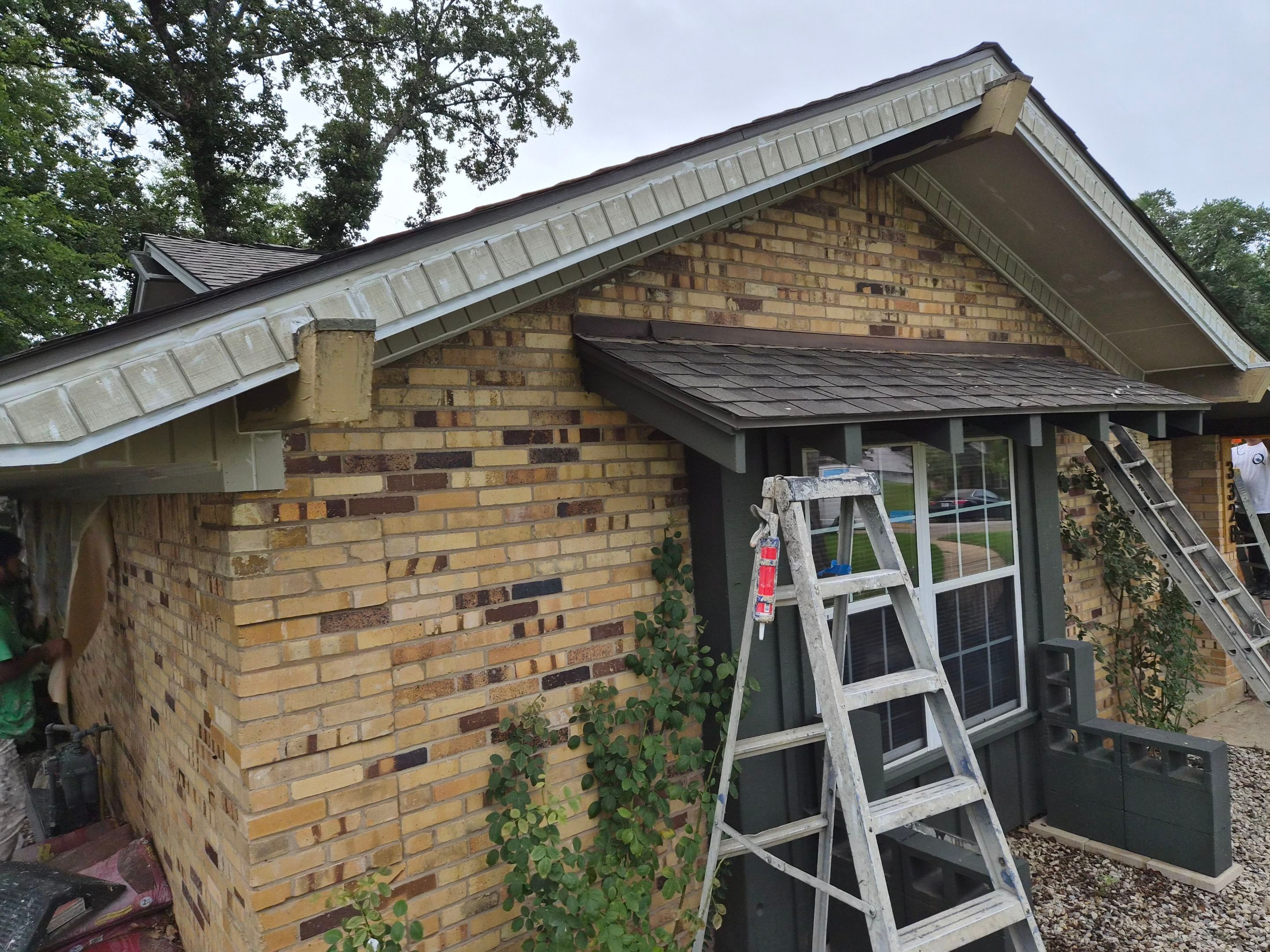 Clean, Consistent Finish on Paint Project in Tyler TX by Quality Coats Painting