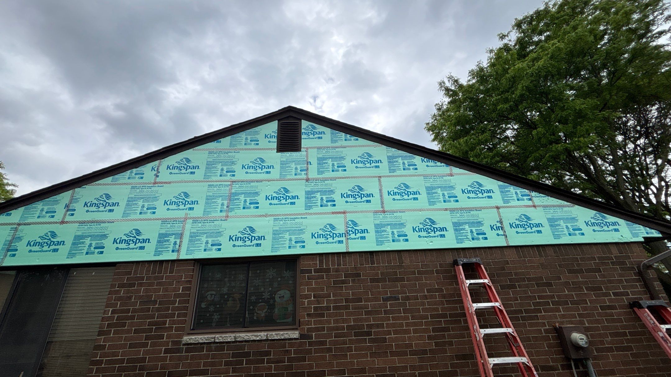 Siding Installation using Ascend 7" Composite Flagship Brown by 180 Contractors