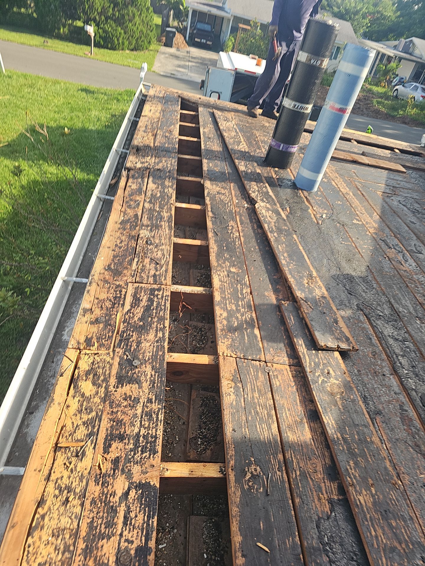 Project in St. Petersburg 33709 by Mitchell Roofing Company LLC 