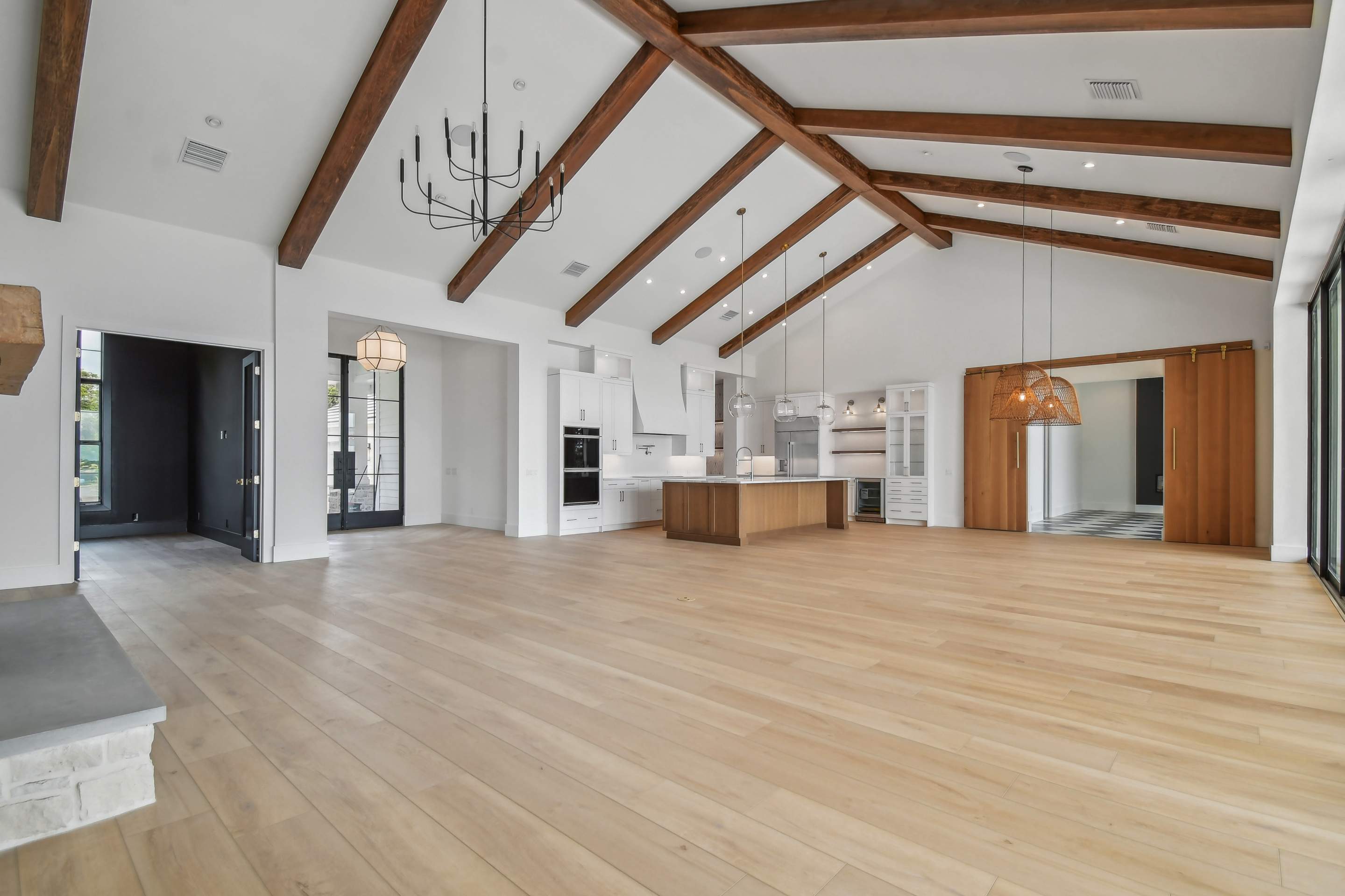 Custom Kingston by Lyons Heritage Tampa, LLC
