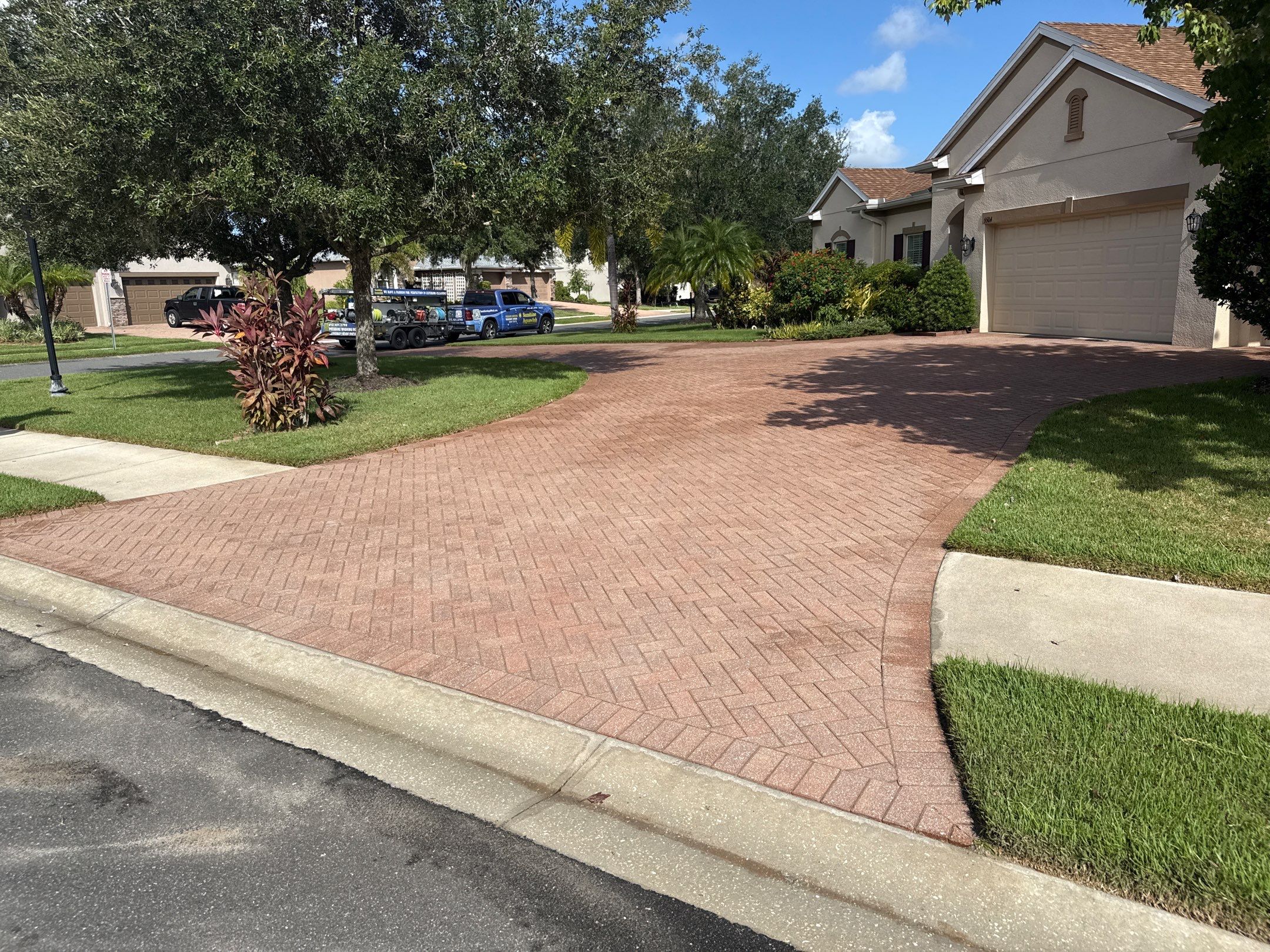 Paver Driveway & Sidewalk Cleaning – Oakleaf Hammock, Ellenton, FL by Sunshine AquaWash