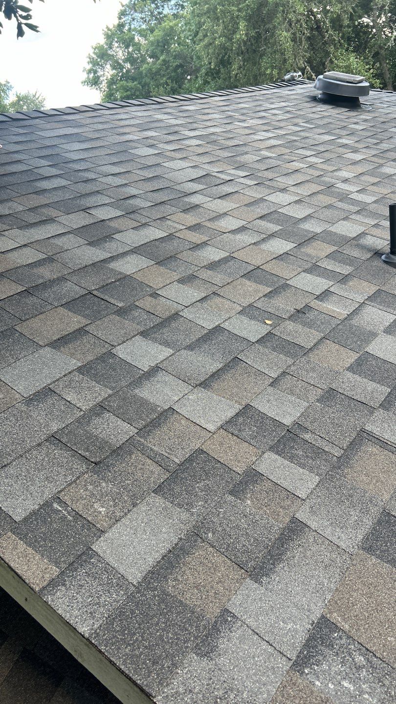 Williamsburg Gray - Owens Corning TruDefinition Duration by RoofsOnly.com