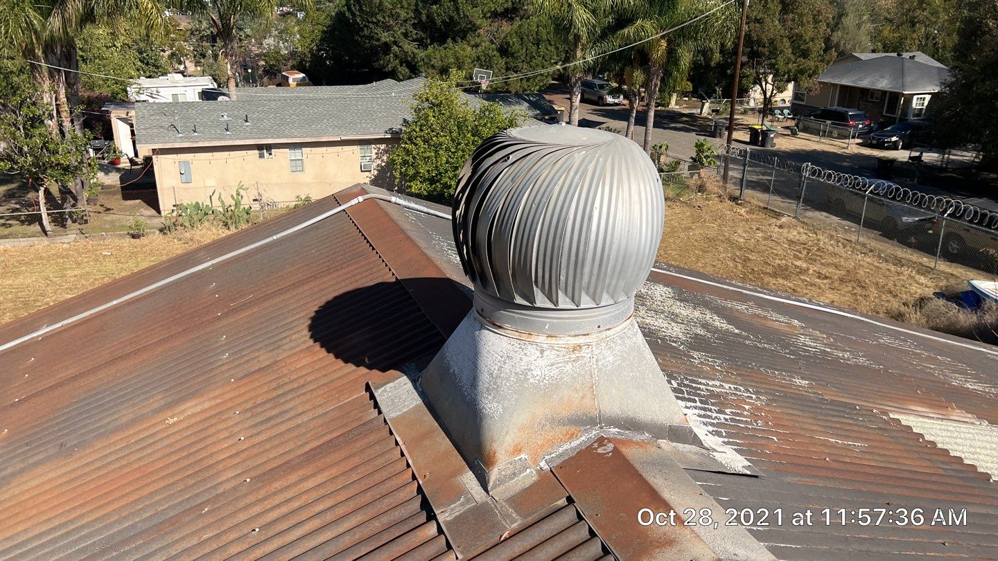 MR Roofing system using Conklin BenchPly system with PUMA top coat by Straight Edge Roofing Inc