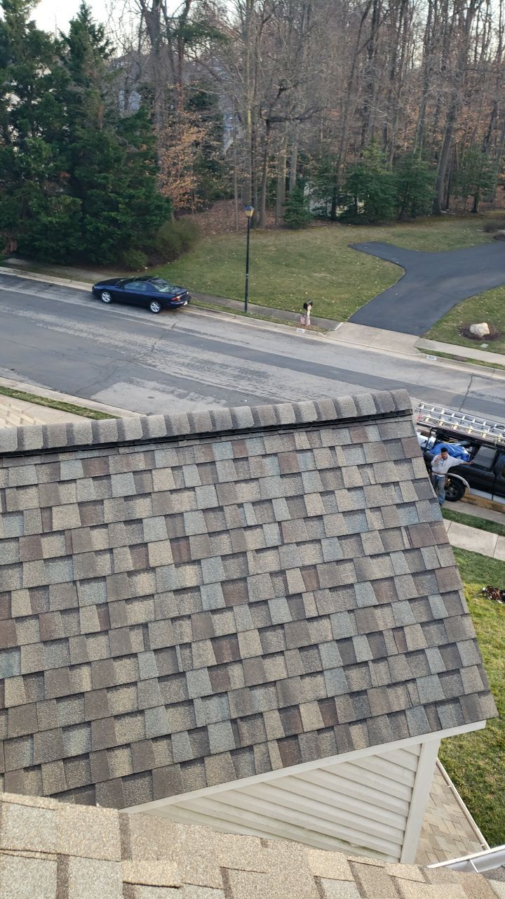 Fairfax Station: CertainTeed Landmark Pro Designer Shingles in Max Def Weathered Wood by RM Banning, Inc.