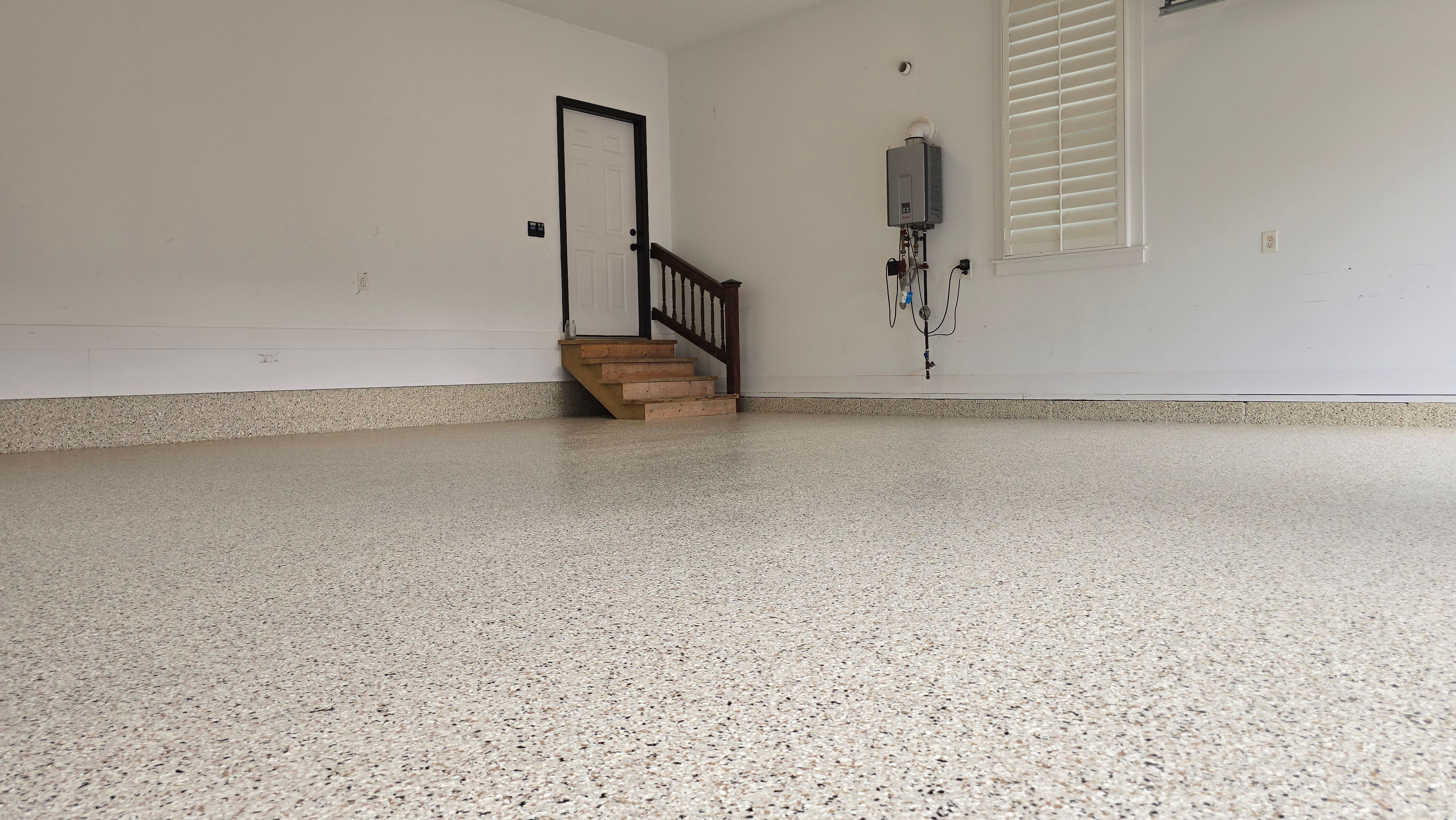 Garage using Shoreline by Elite Floor Solutions
