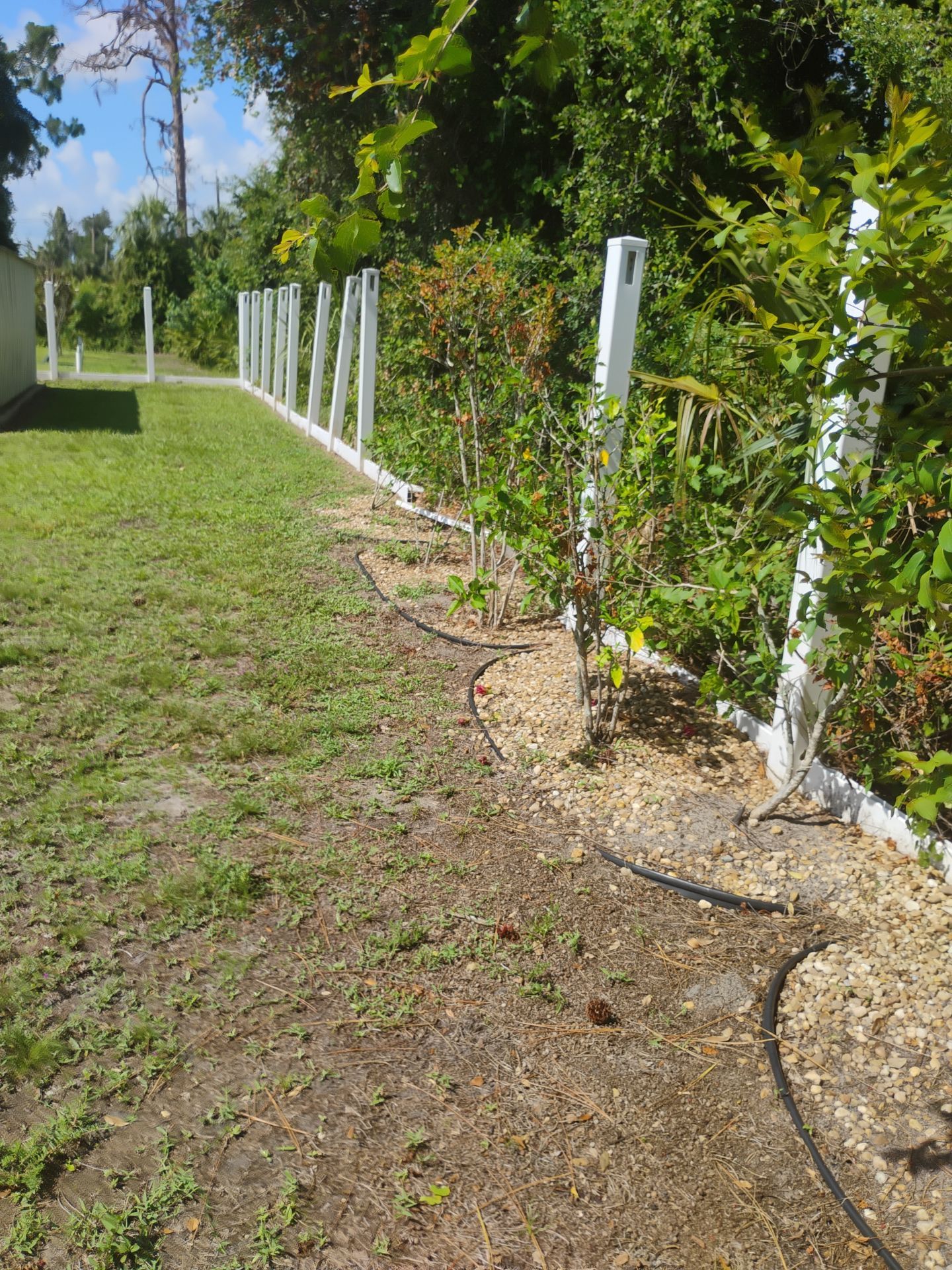 White Vinyl Privacy Fence Repair and Replacement in North Port by True Fence LLC