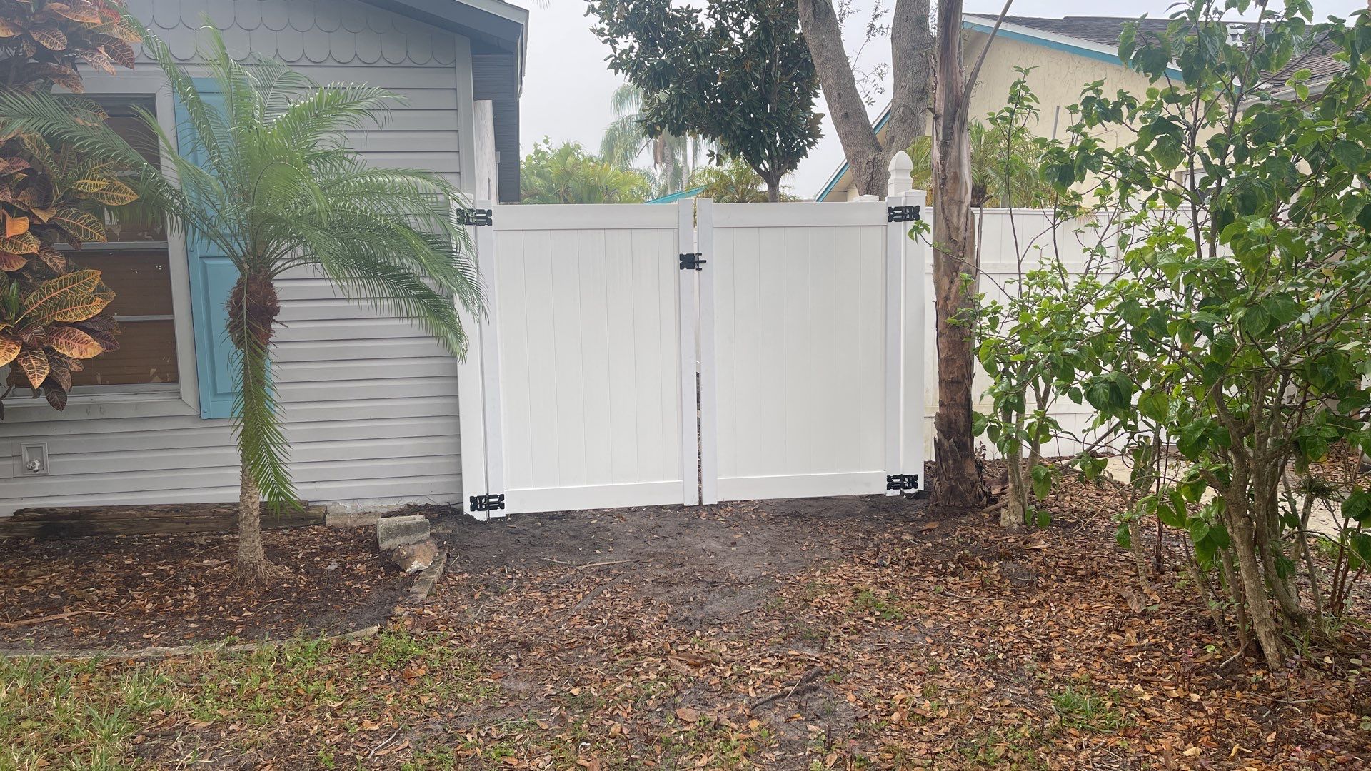 Bradenton, FL 6 ft. Tall White Vinyl Privacy Fence  by Asap fence and gates, LLC