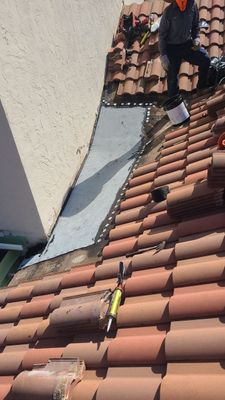Tile Roof Repair in Boca Raton – Expert Restoration & Leak Repair