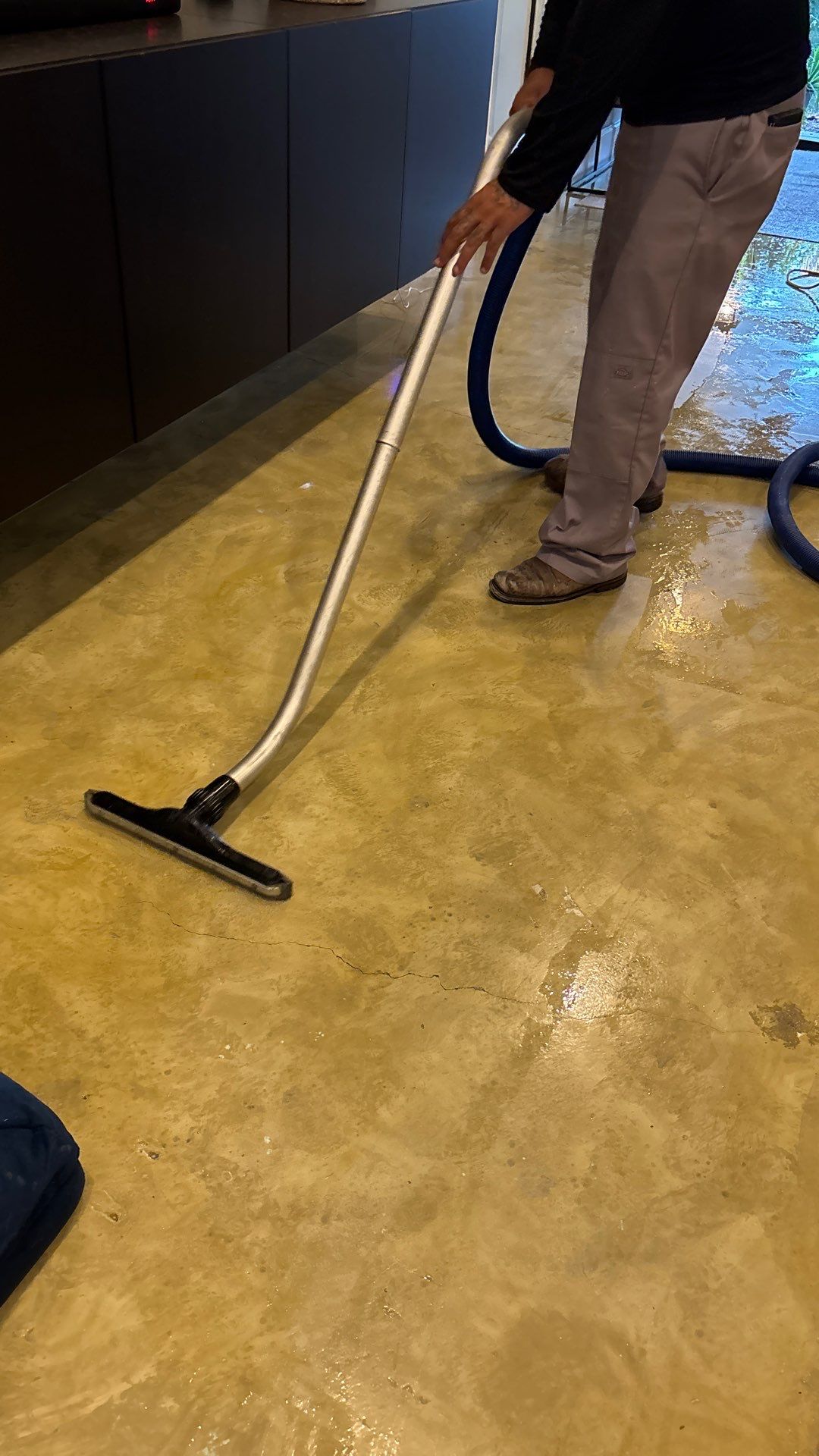 Wellington Water Damage Restoration with Thermal Imaging and Extraction by SuperClean 