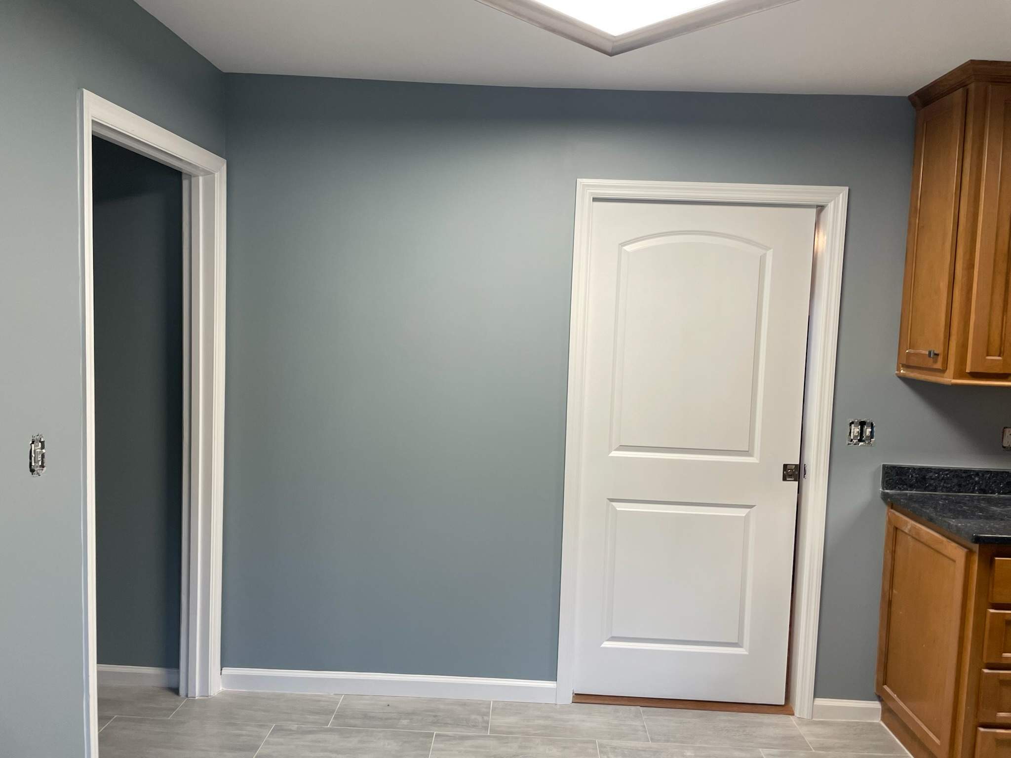 North Charleston Interior Modernization by Pathway Home Painting & Improvements