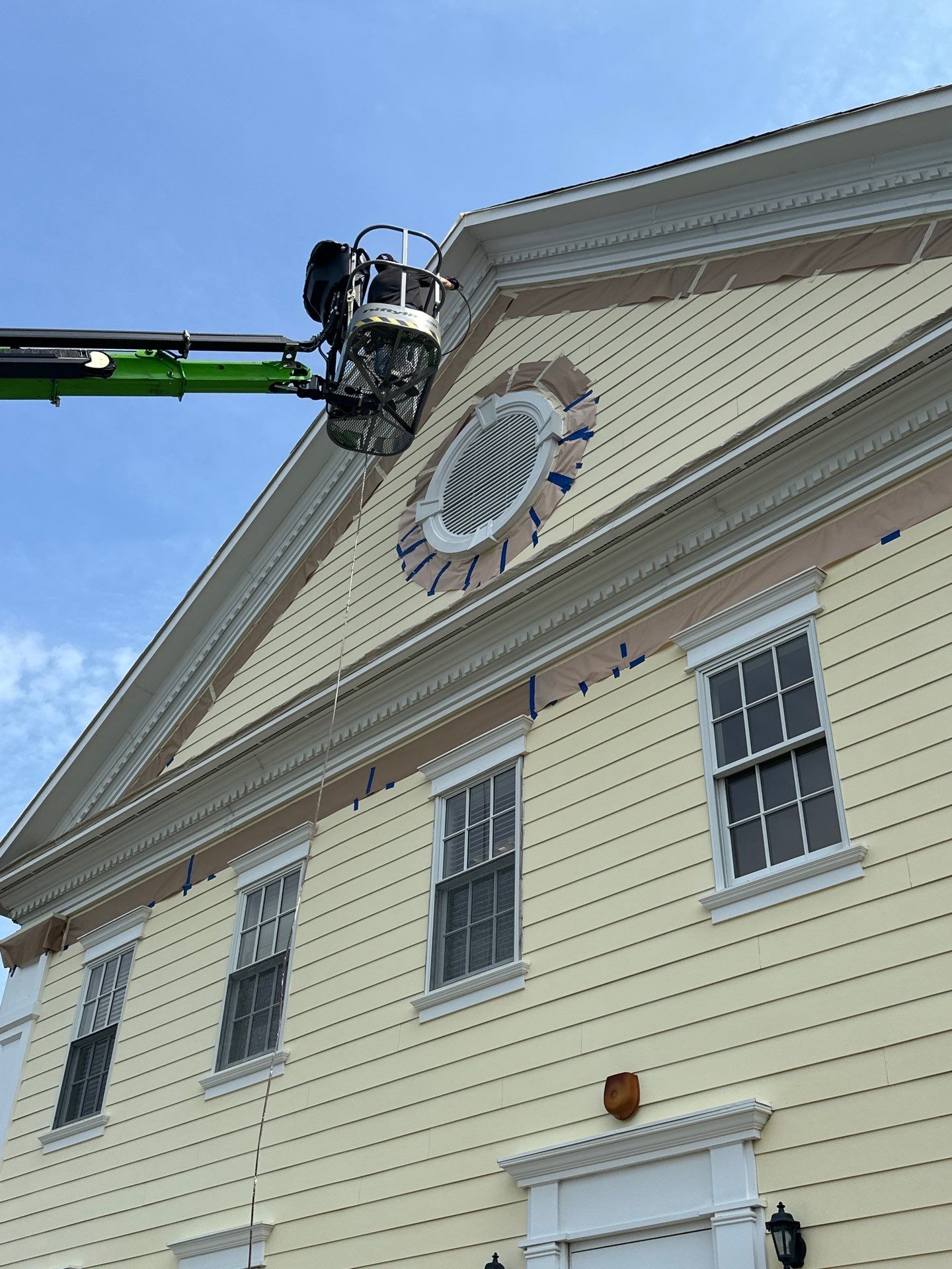 Commercial Exterior Painting Services for Mainstreet Bank in Leesburg, VA by My Painter 
