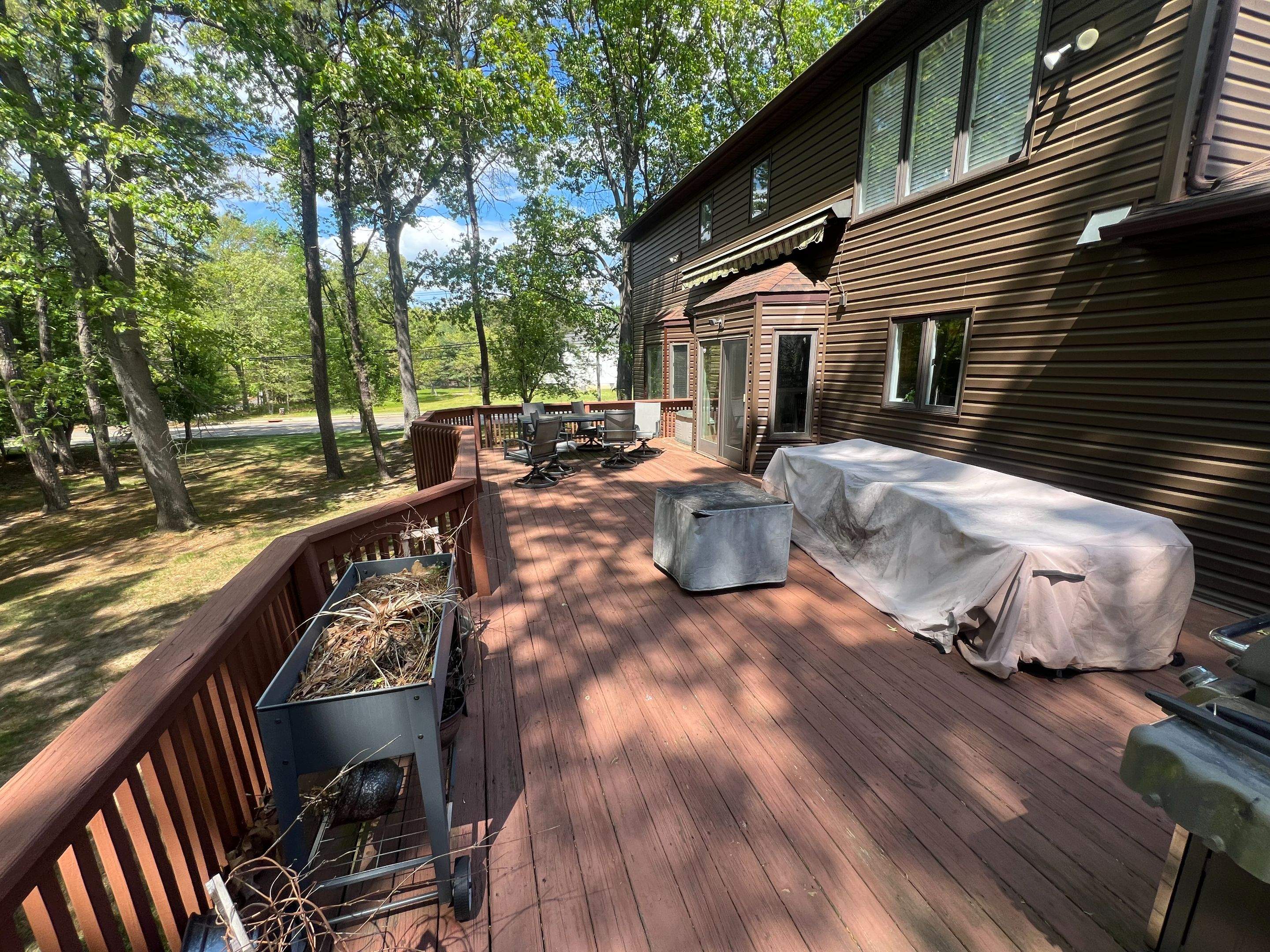 Deck Resurfacing in Manalapan Township, New Jersey by deck guardian