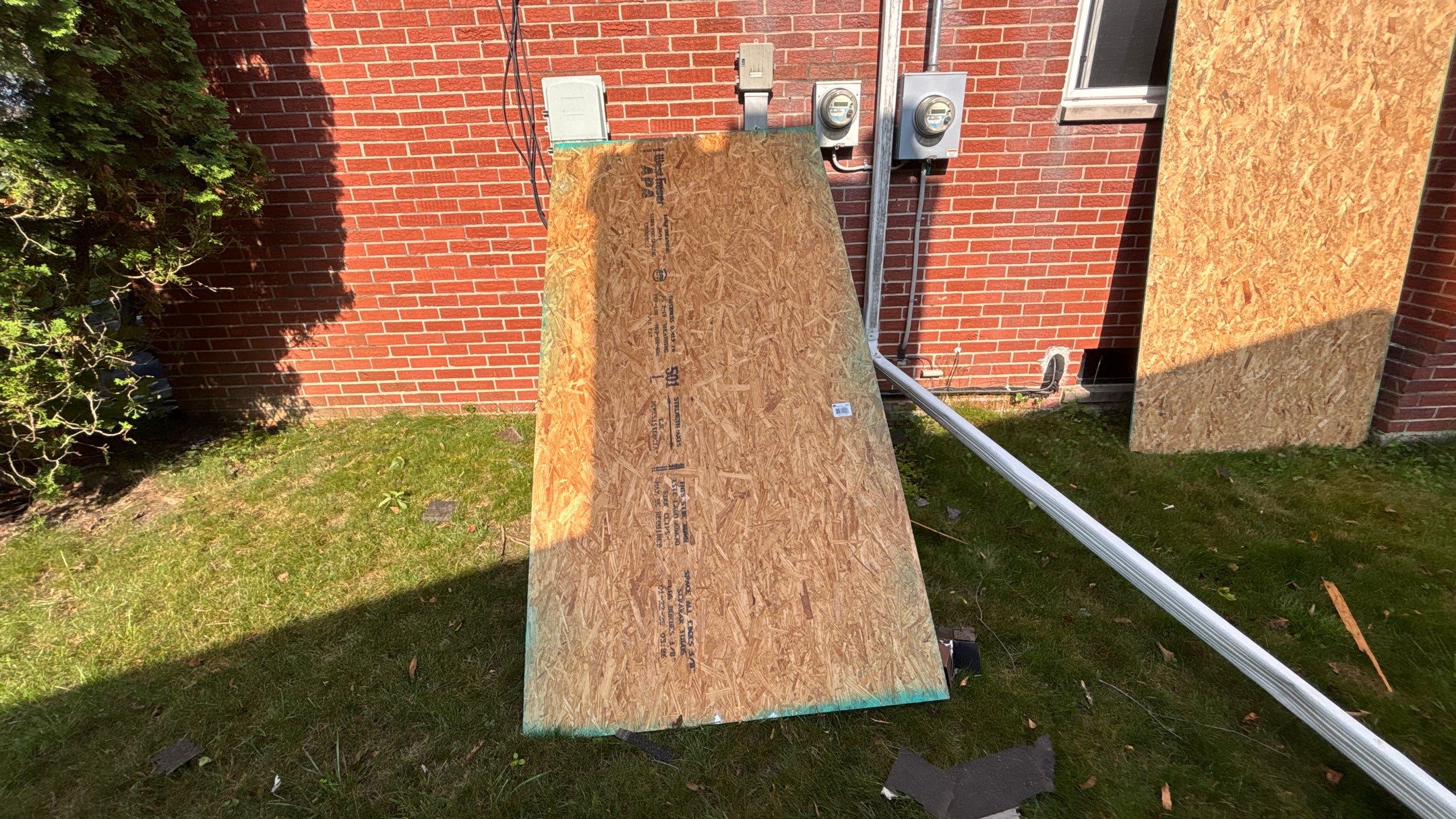 Roof Replacement using Owens Corning Brownwood by 180 Contractors