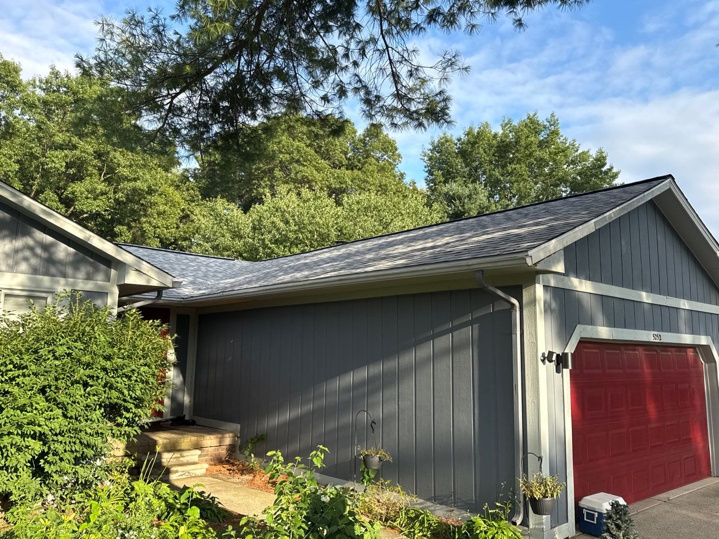 Roof Replacement using Owens Corning Tru Definitions by 180 Contractors