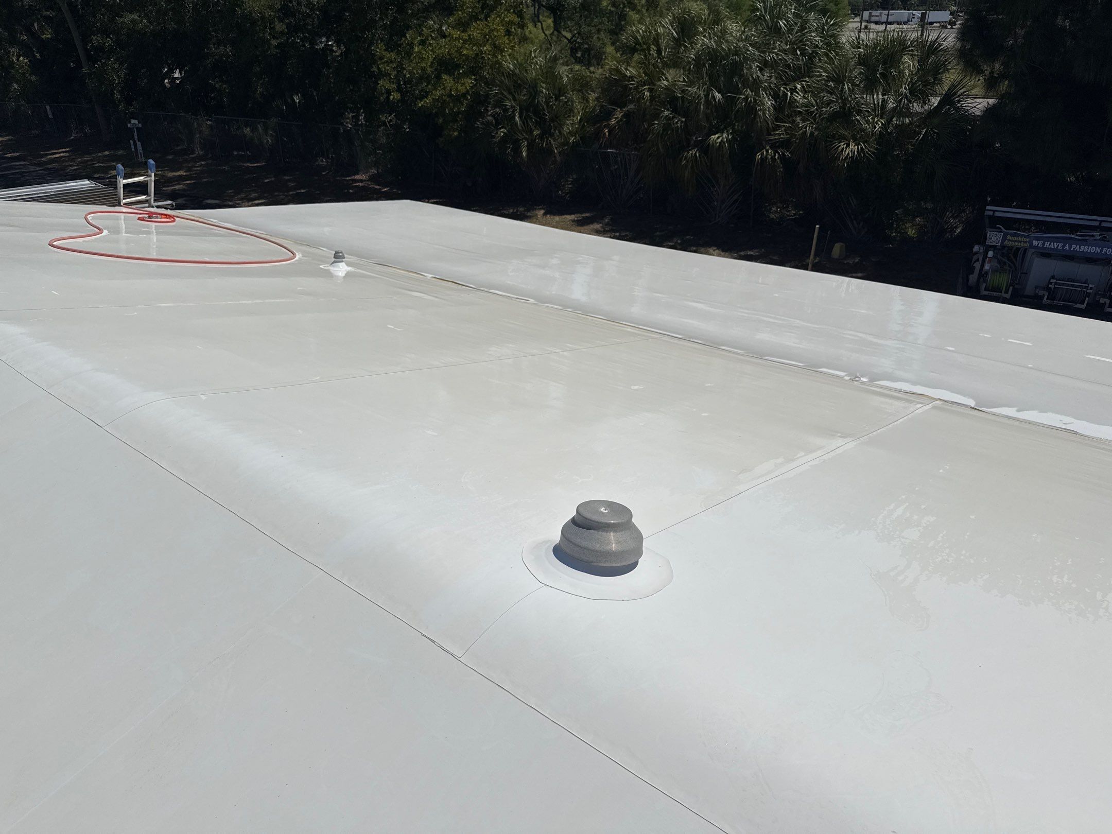 Mobile Home Soft Wash & TPO Roof Cleaning in Plaza Estates – Bradenton, FL by Sunshine AquaWash