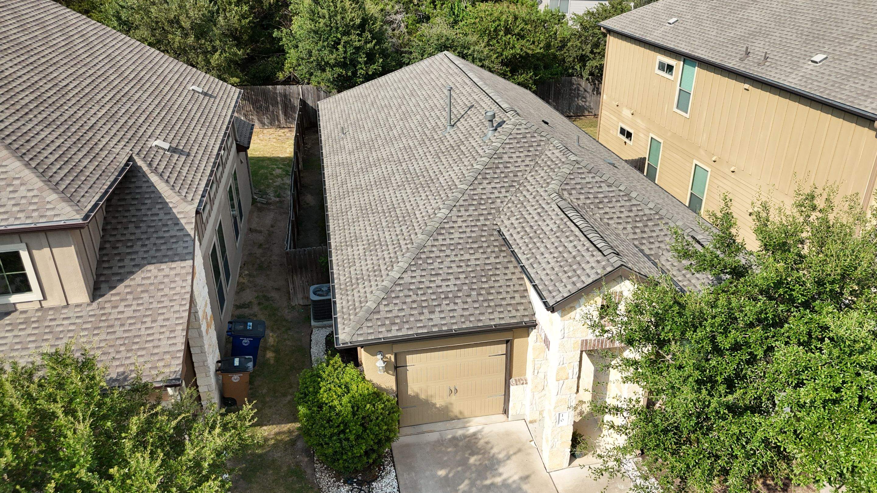 Weathered Wood - GAF Timberline HDZ by RoofsOnly.com