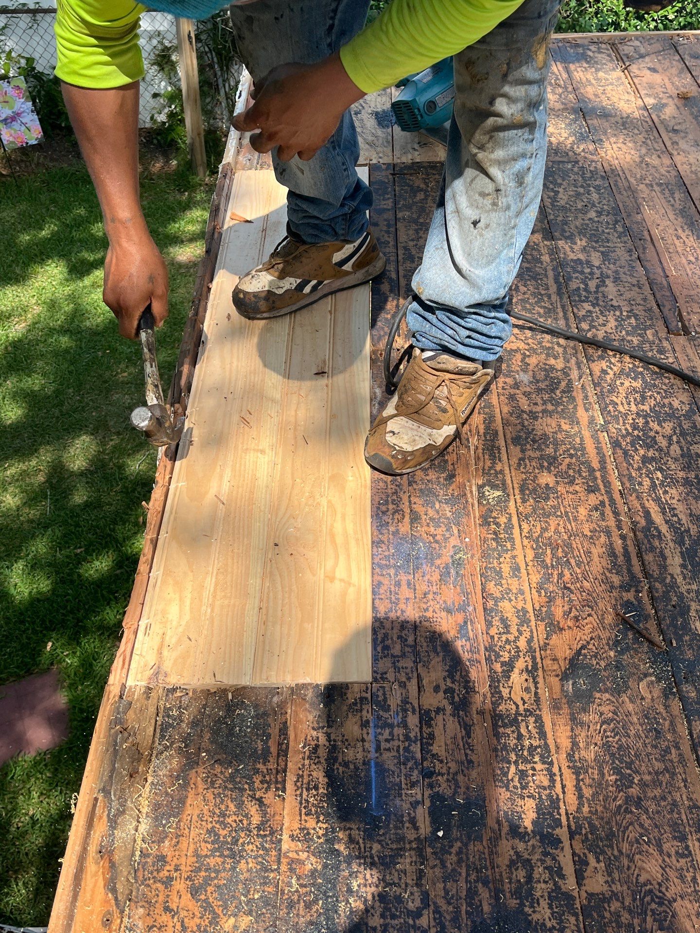 Project in St. Petersburg 33710 by Mitchell Roofing Company LLC 