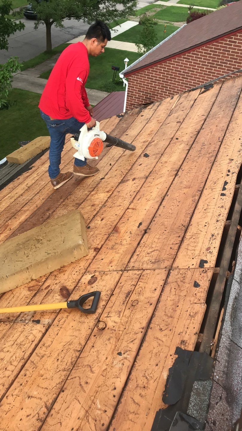 Residential Roof Replacement using Owens Corning Duration, Colonial Slate by Absolute Roofing and Construction