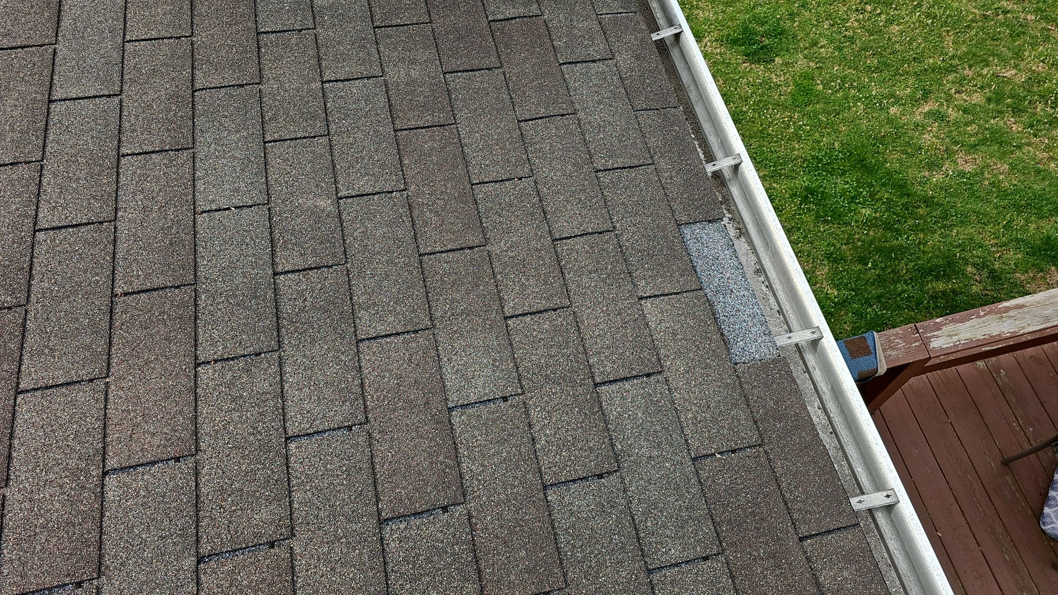 ATLAS PINNACLE COLOR: WEATHERED WOOD by Eagle Eye Roofing