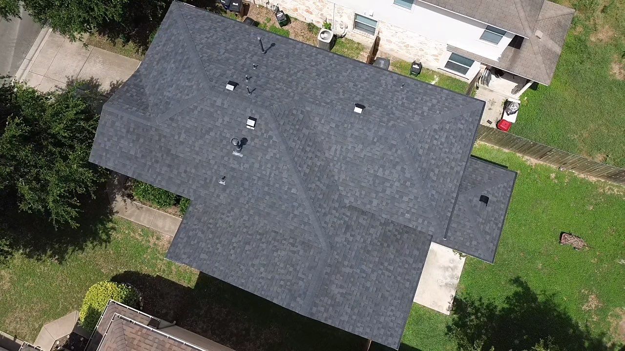 Onyx Black - Owens Corning TruDefinition Duration by RoofsOnly.com