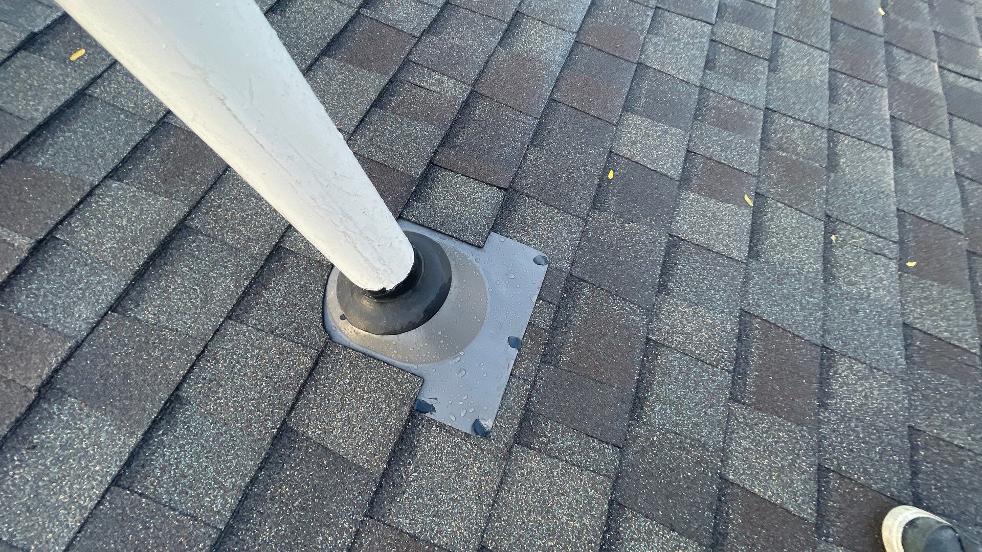 Roof Replacement using CertainTeed Landmark by 180 Contractors