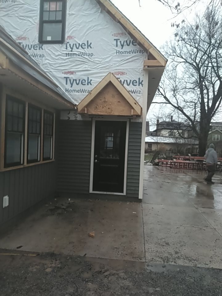 Garage by Ivy Lea Construction