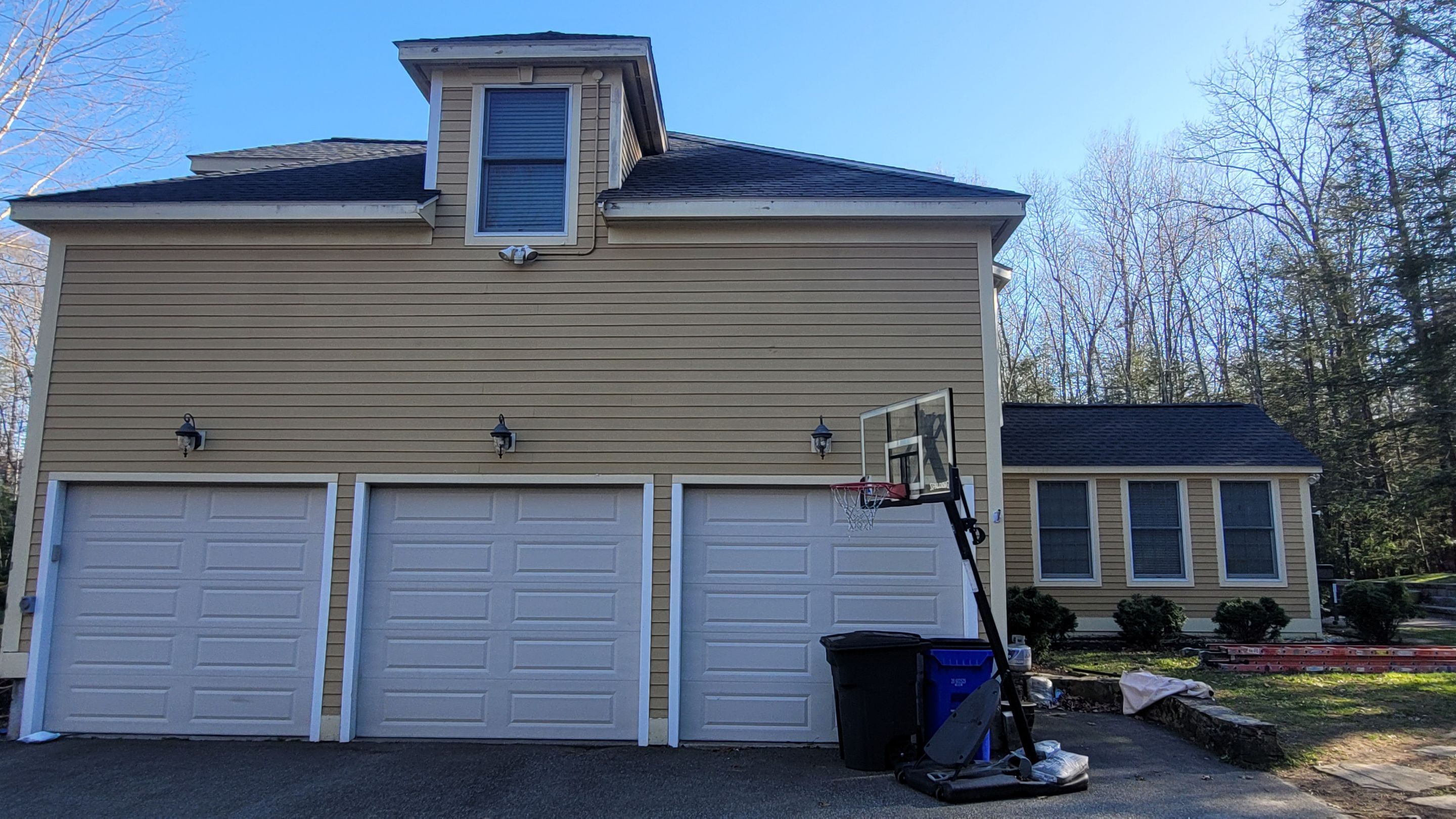 Exeter NH, Exterior by Vertical Painting