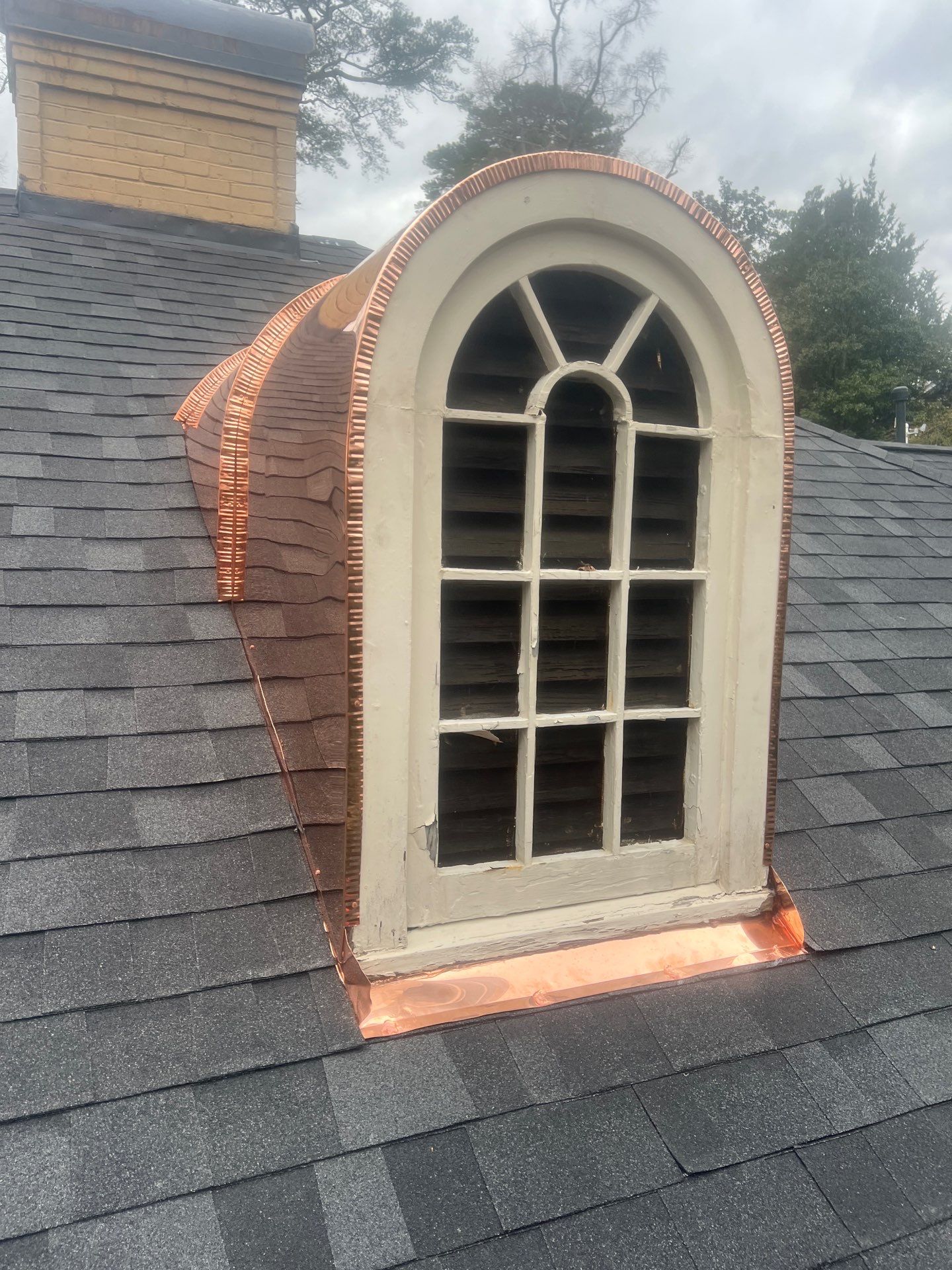 Onyx Black Shingle w/ Copper Upgrades by IAM Roofing LLC