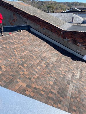 Residential Roofing Installation using Tamko Titan