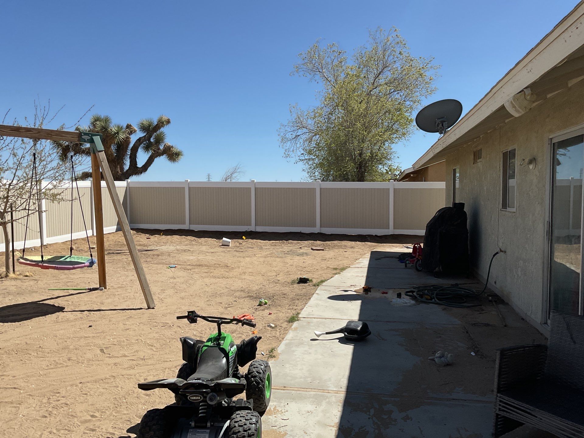 Fence Installation using Vinyl by Fence Guys Inc.