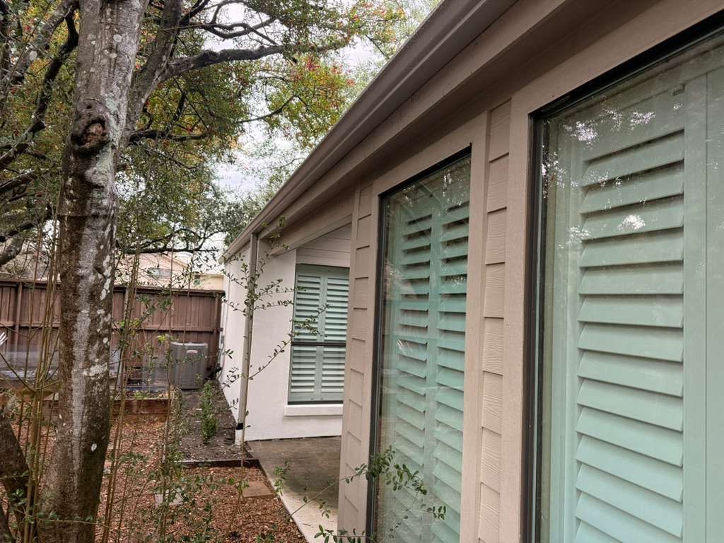 Project in Dallas by Armor Roofing | Exteriors