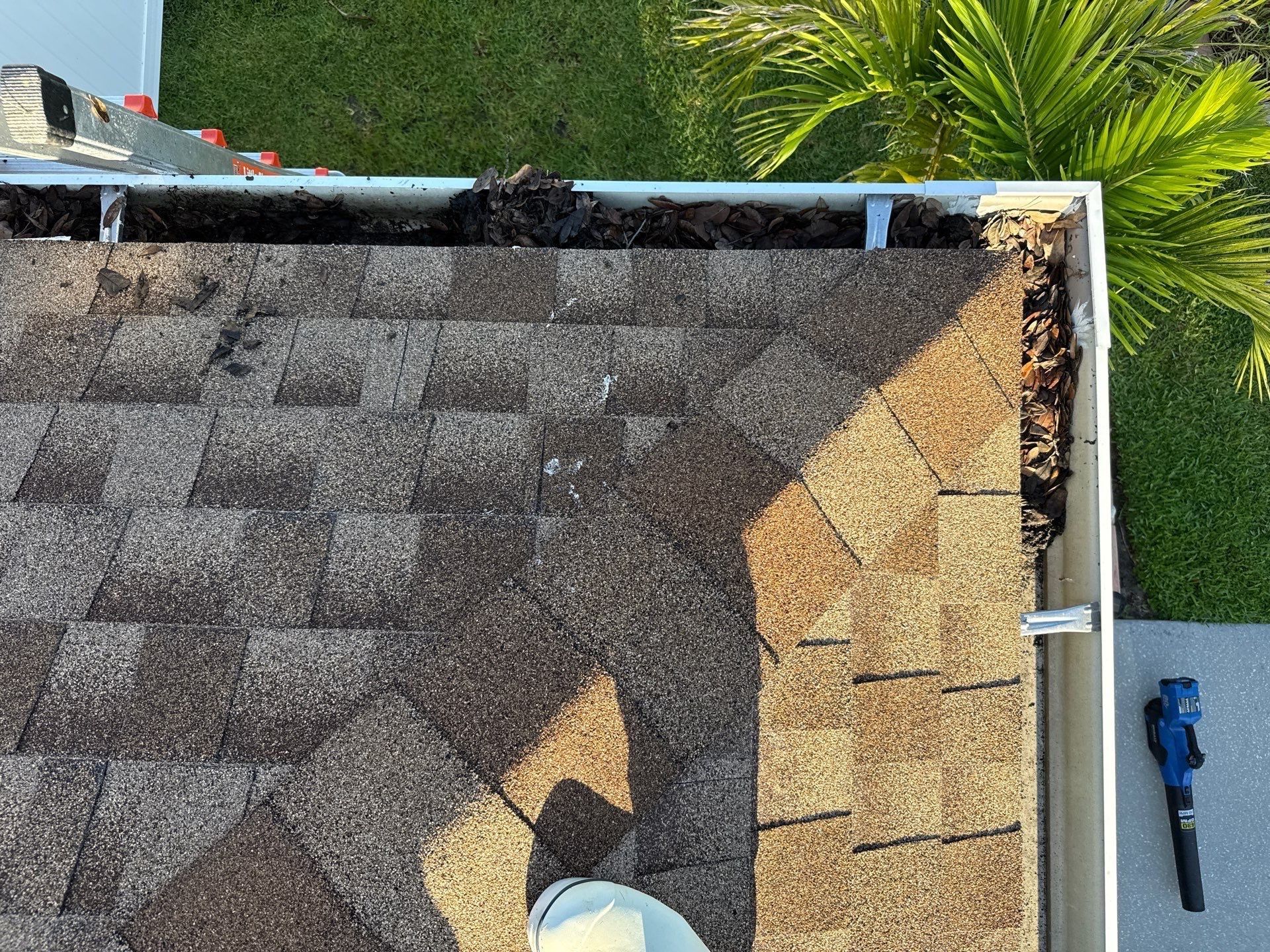 Gutter Cleaning Project – Oakley Place Community, Ellenton, FL by Sunshine AquaWash