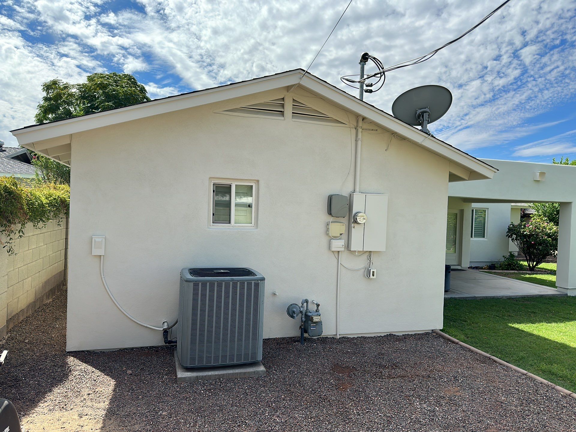Exterior House Painting - Phoenix by Crash of Rhinos Painting & Garage Floors