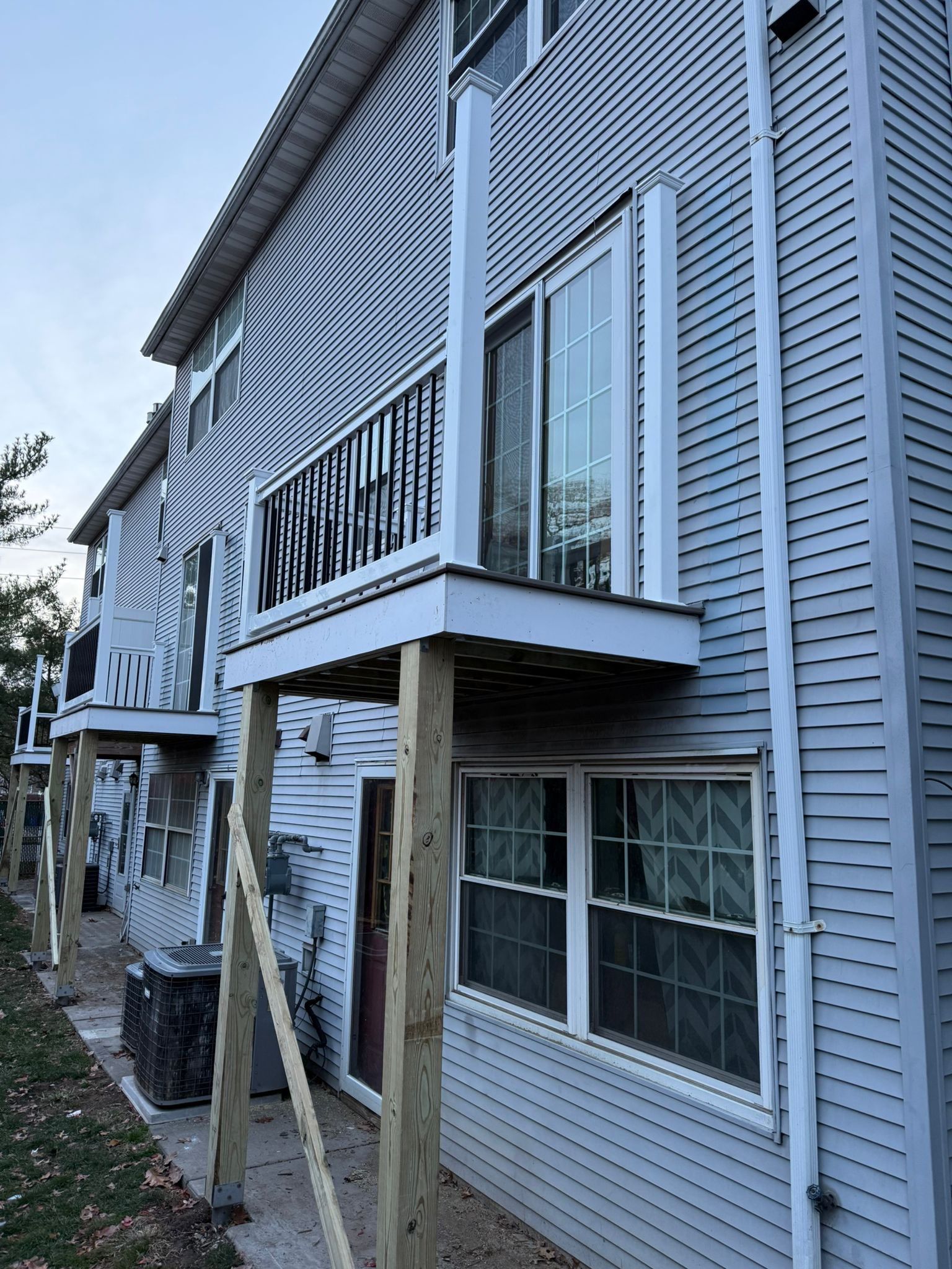 Condo Project Deck Replacement by deck guardian