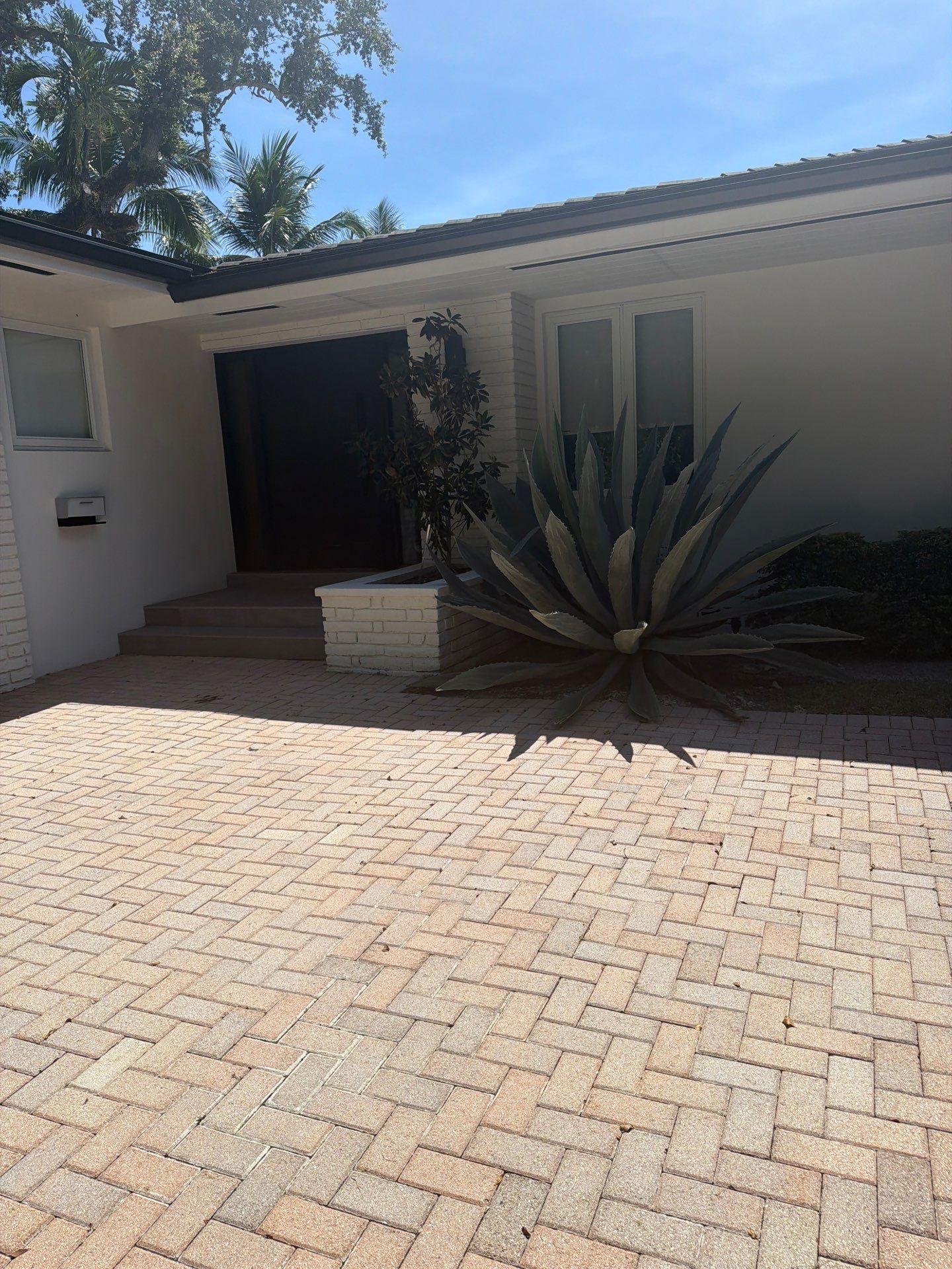 Water Damage Restoration and Hardwood Floor Drying in Coral Gables by SuperClean