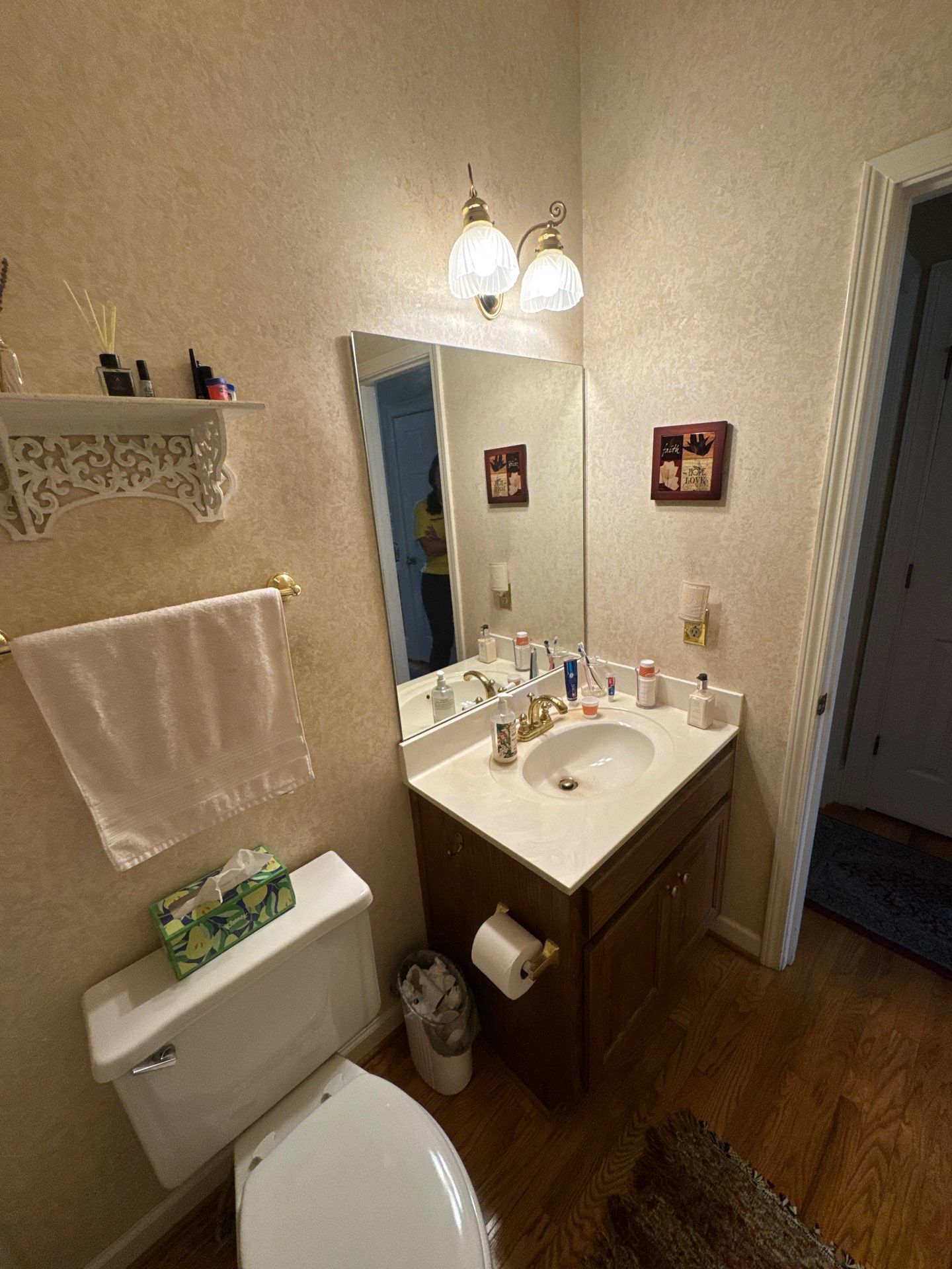 Hall bathroom renovation by Prudencio