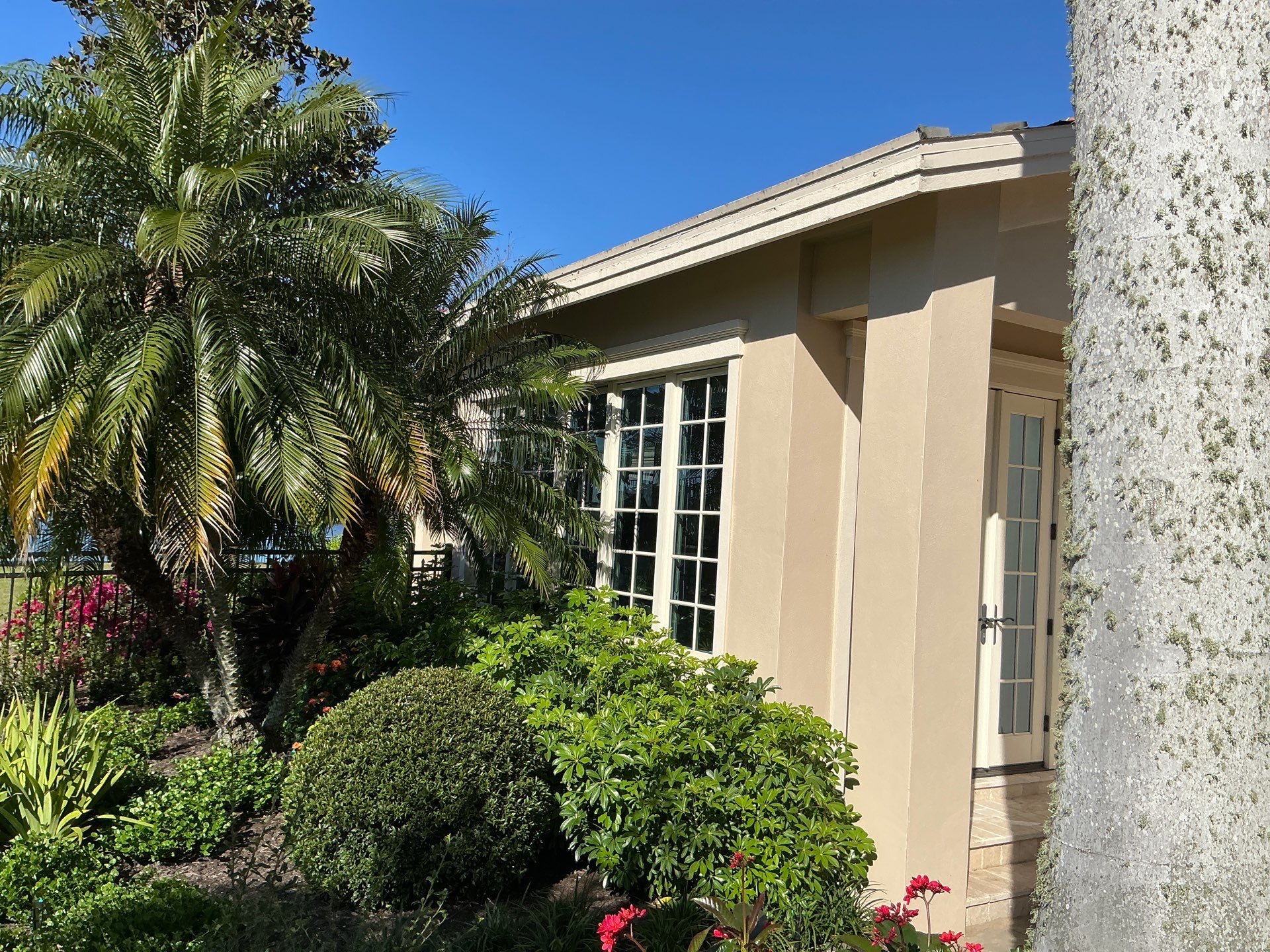 Almond Half-Round Gutters in Lakewood Ranch FL by Gutter Professors