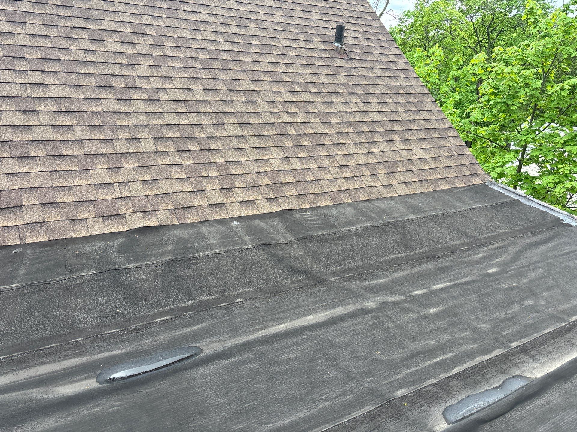 Residential Low Slope Roof using GAF Liberty SBS (Low Slope) - (Color: Weathered Wood) by Acme Exteriors