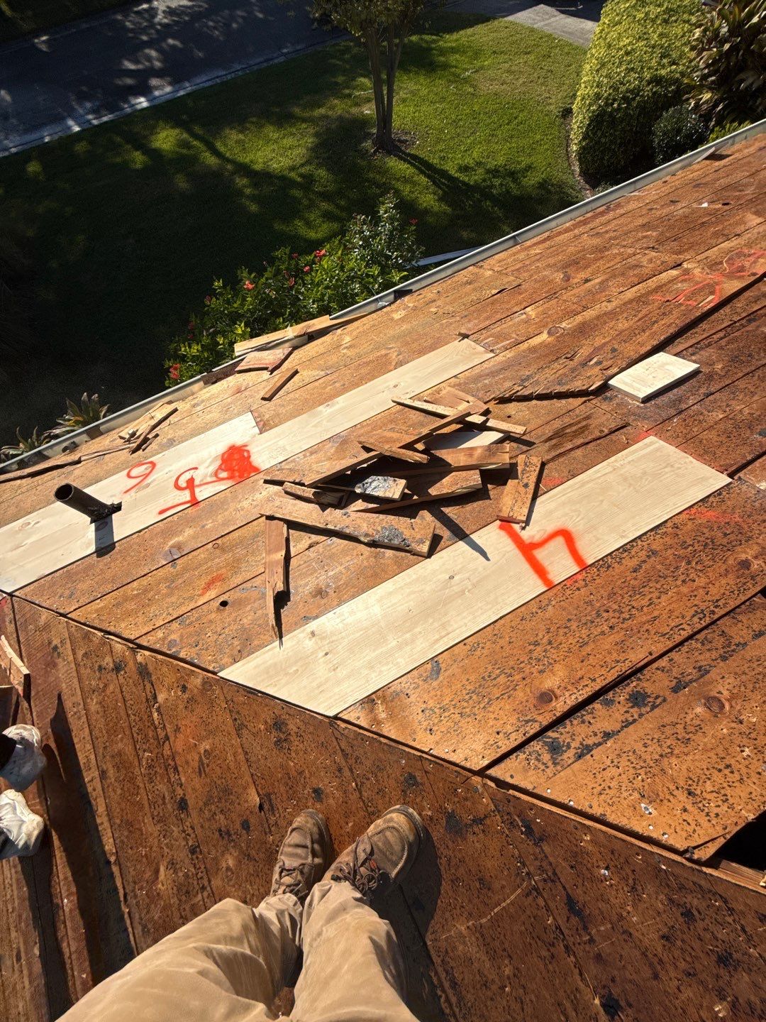 Project in St. Petersburg 33702 by Mitchell Roofing Company LLC