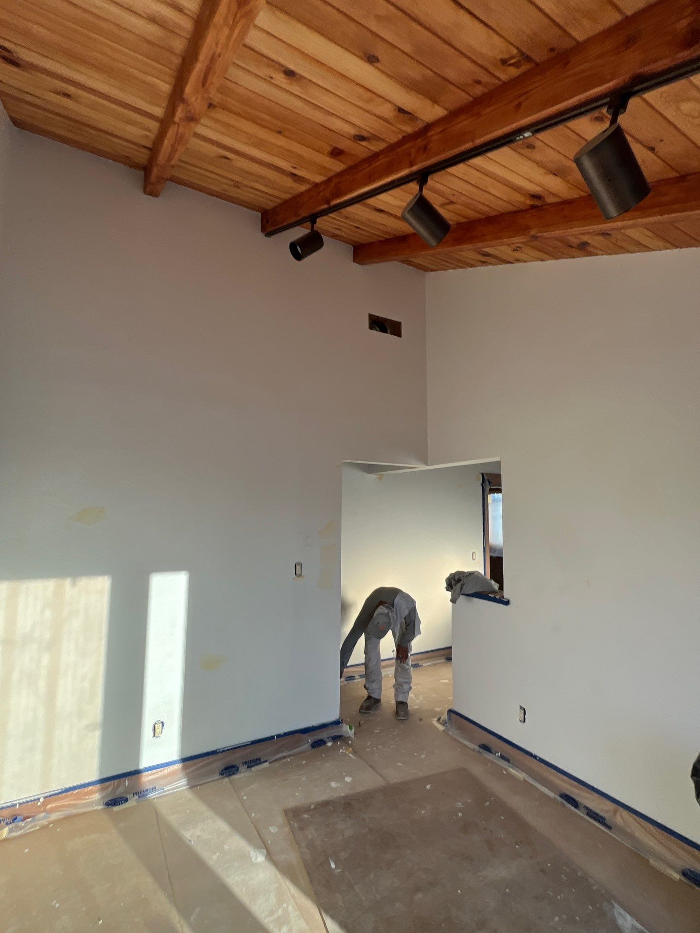 Custom interior painting and decorating by Herrera’s Bay Area Painting inc.