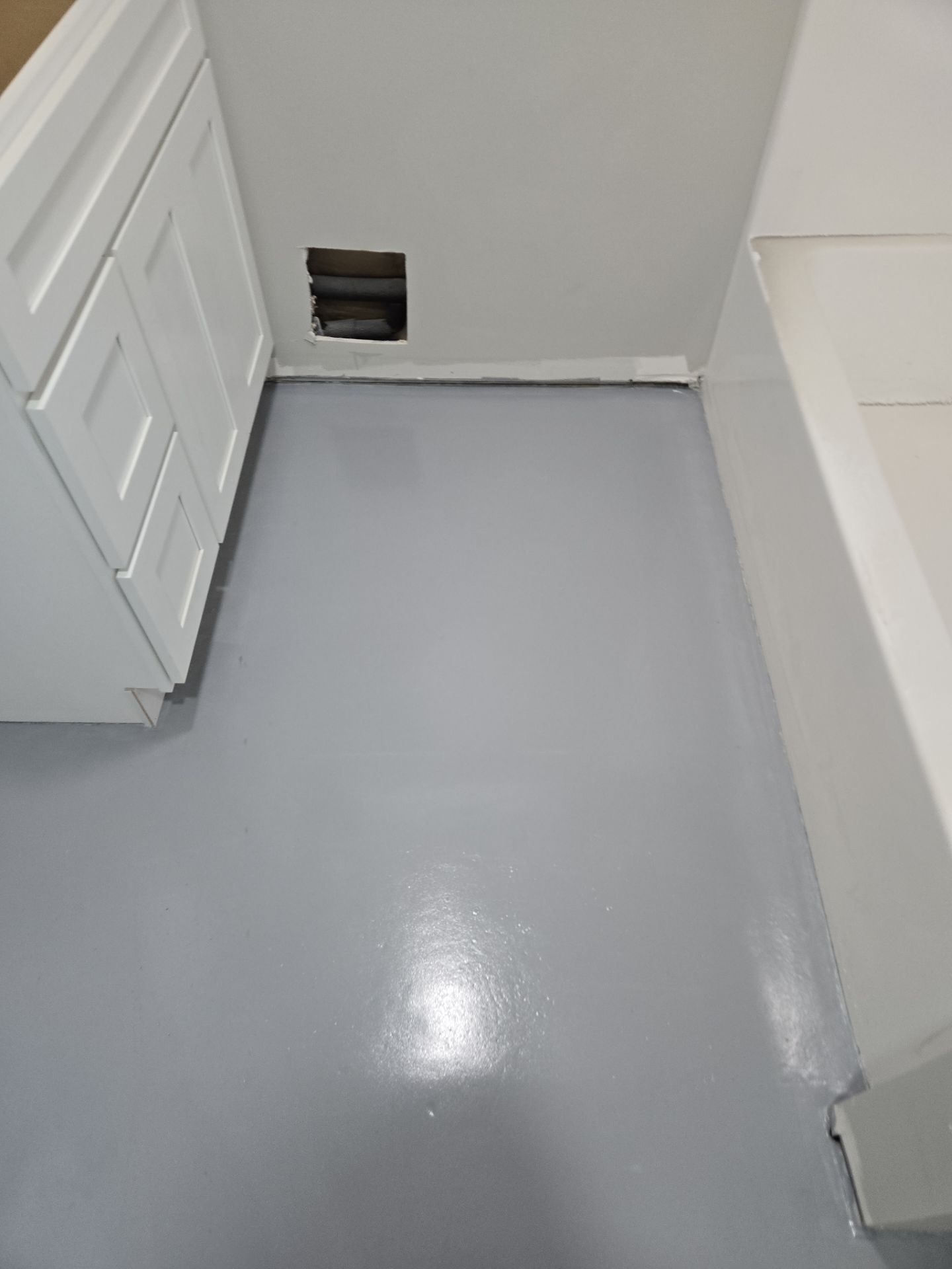 Home Floor Rennovation Using Ultra Durable, Anti-Slip Epoxy Urethane by Elite Floor Solutions
