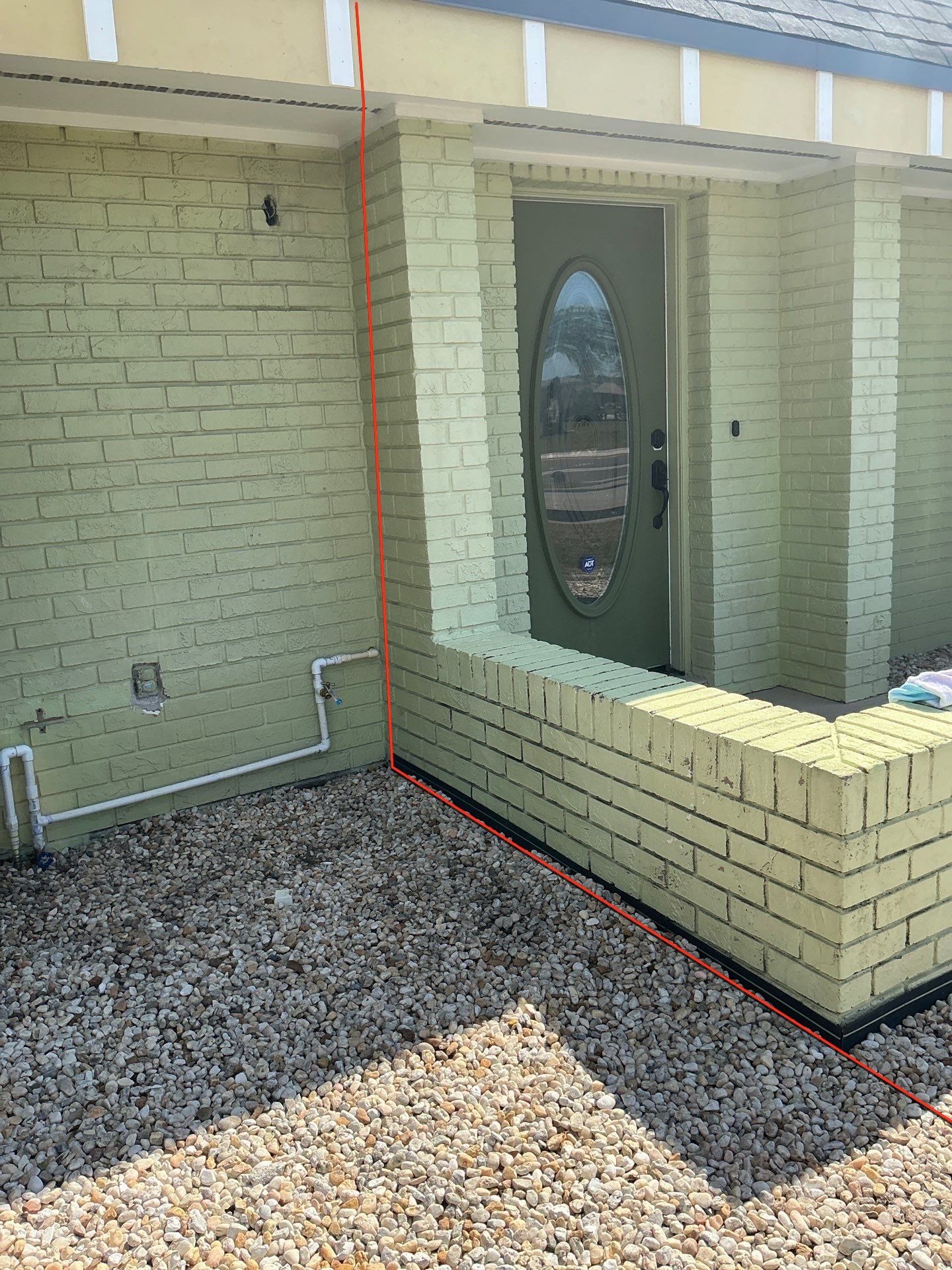 Black 6'' Seamless Gutters K-Style and Black Downspouts in Sun City Center FL by Gutter Professors