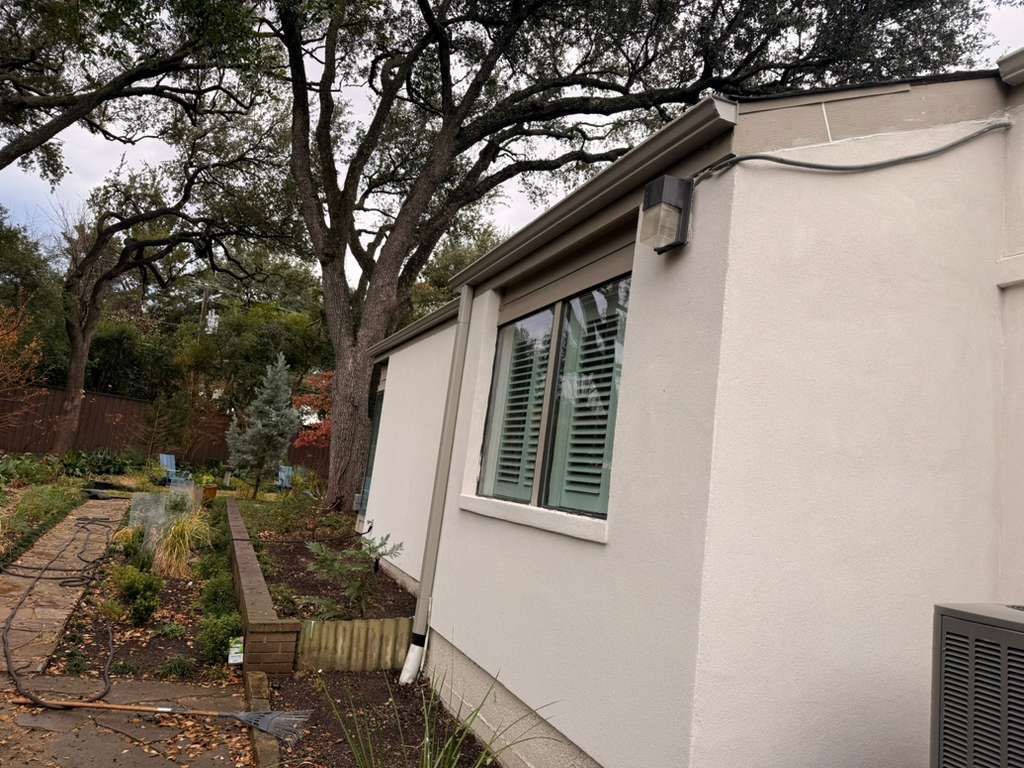 Project in Dallas by Armor Roofing | Exteriors