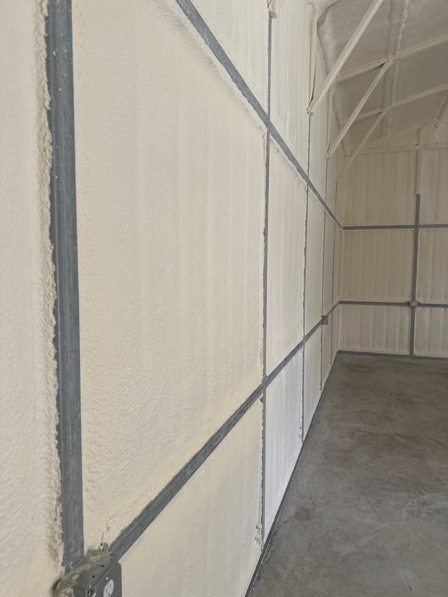 2" close cell foam on this new shop in Lavon Tx by Apex Insulation Solutions