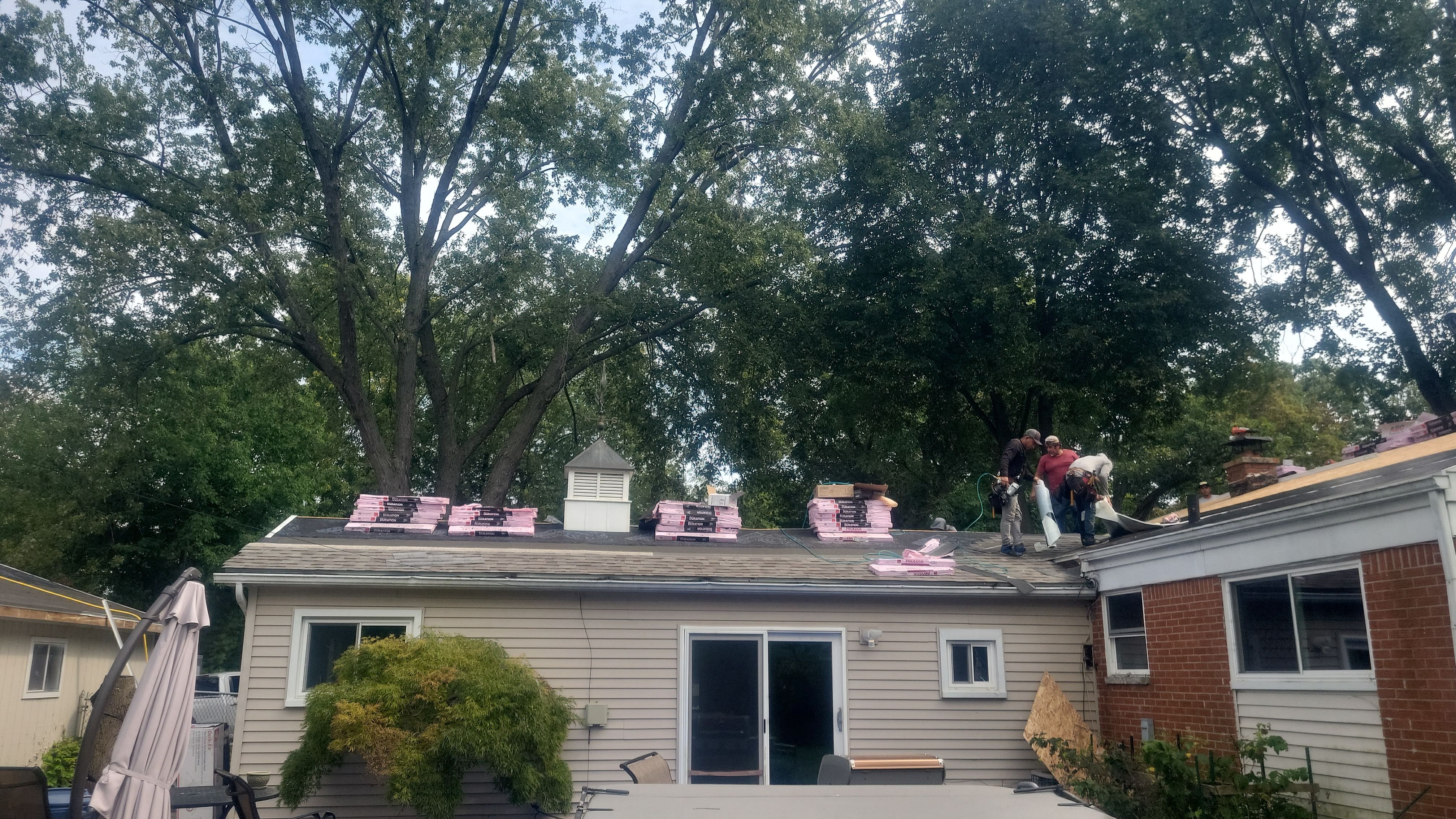 Roof Replacement using Owens Corning by 180 Contractors