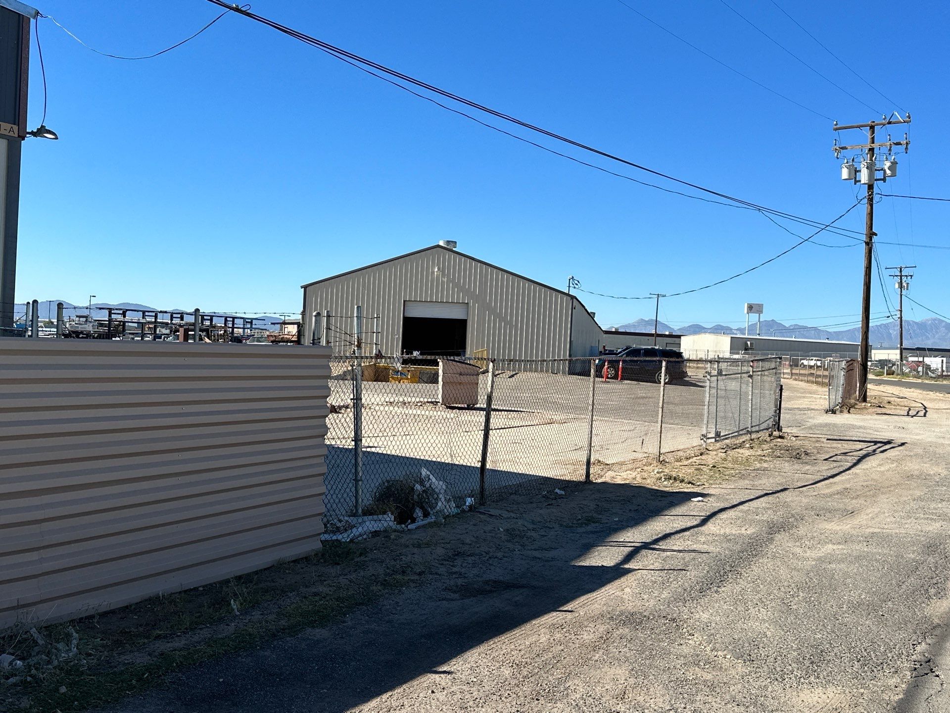 Commercial fence installation by Fence Guys Inc.