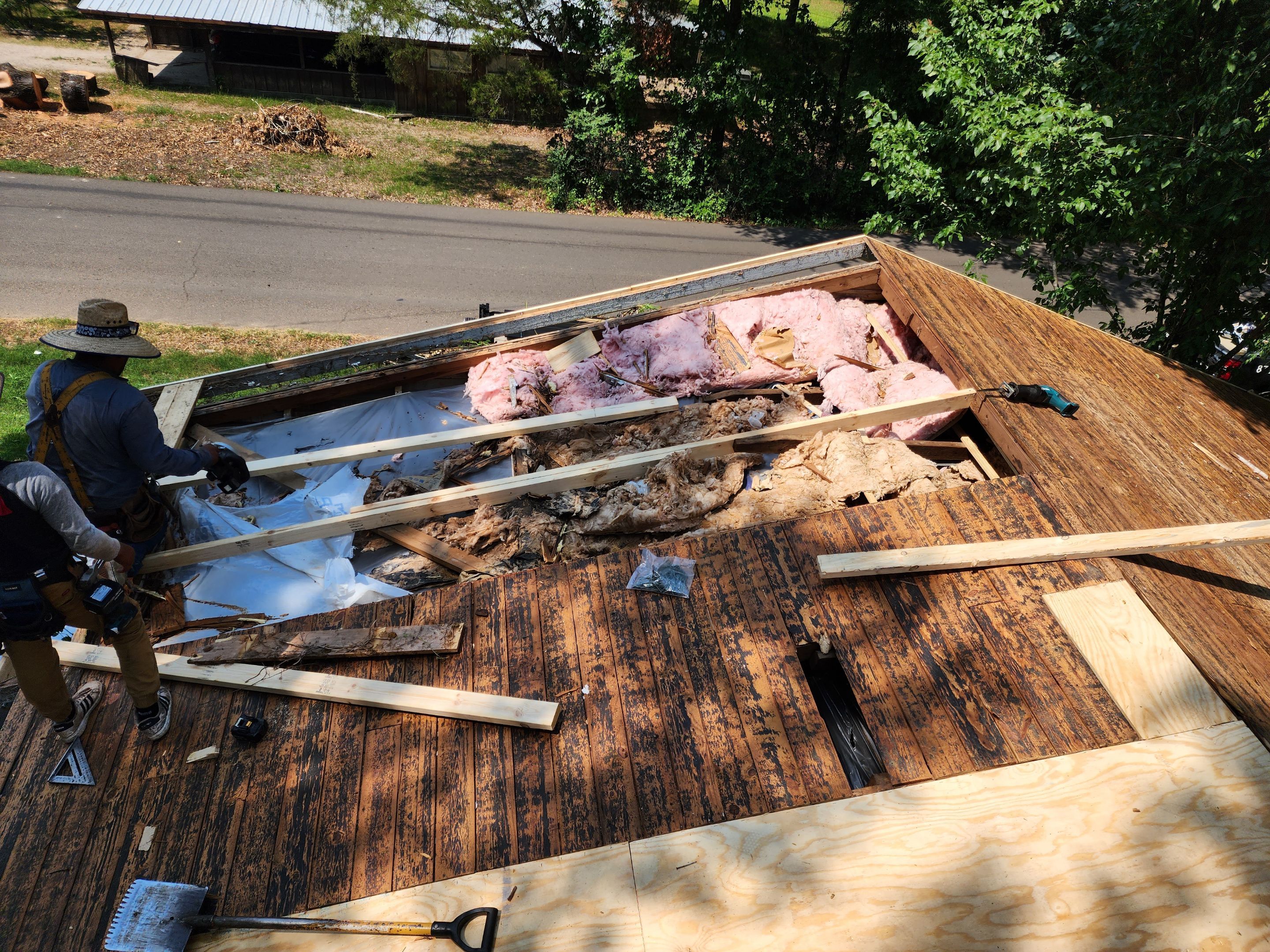 Residential Roofing Installation using 29 Gauge Galvalume Metal by Hostetler Roofing