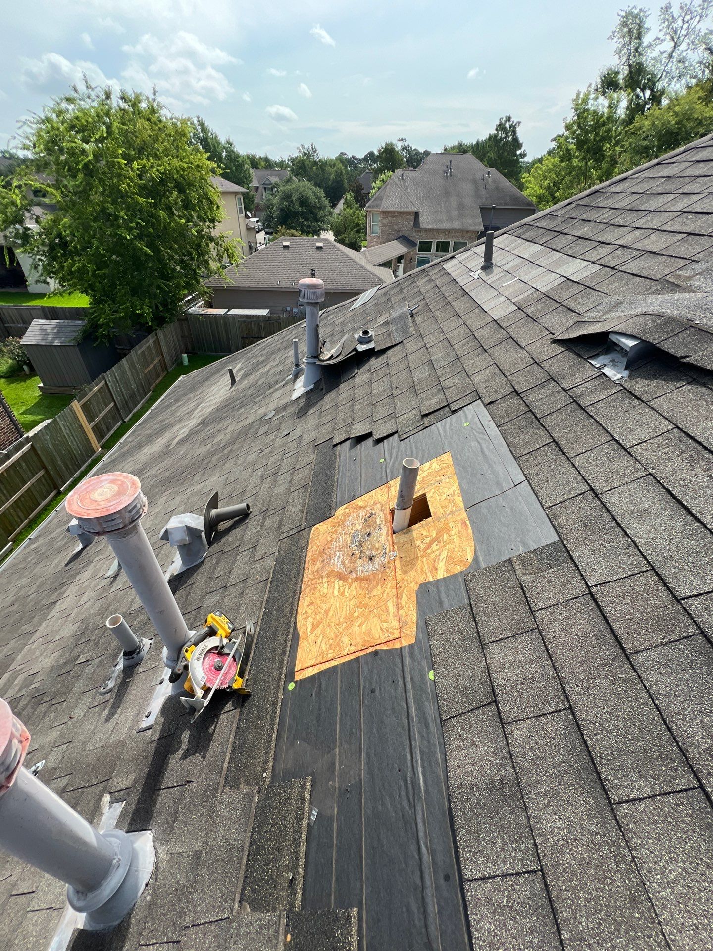 Hail Damage using Owen's Corning Duration (Lifetime) Shingles by Roof Repair Company