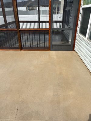 Concrete Deck using Concrete and Wood Sealant